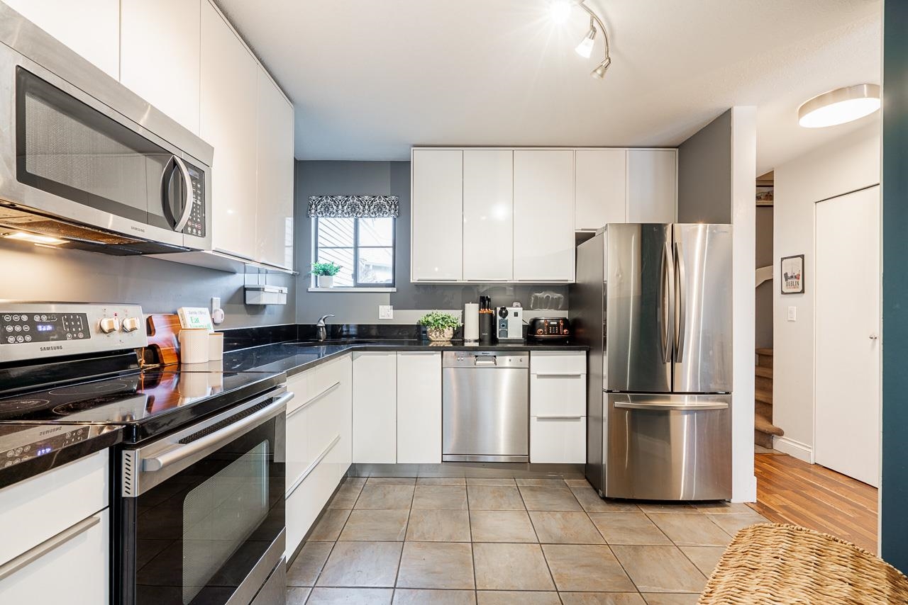 98 BEGIN STREET, Coquitlam BC V3K 6M9, R3107396, BC,