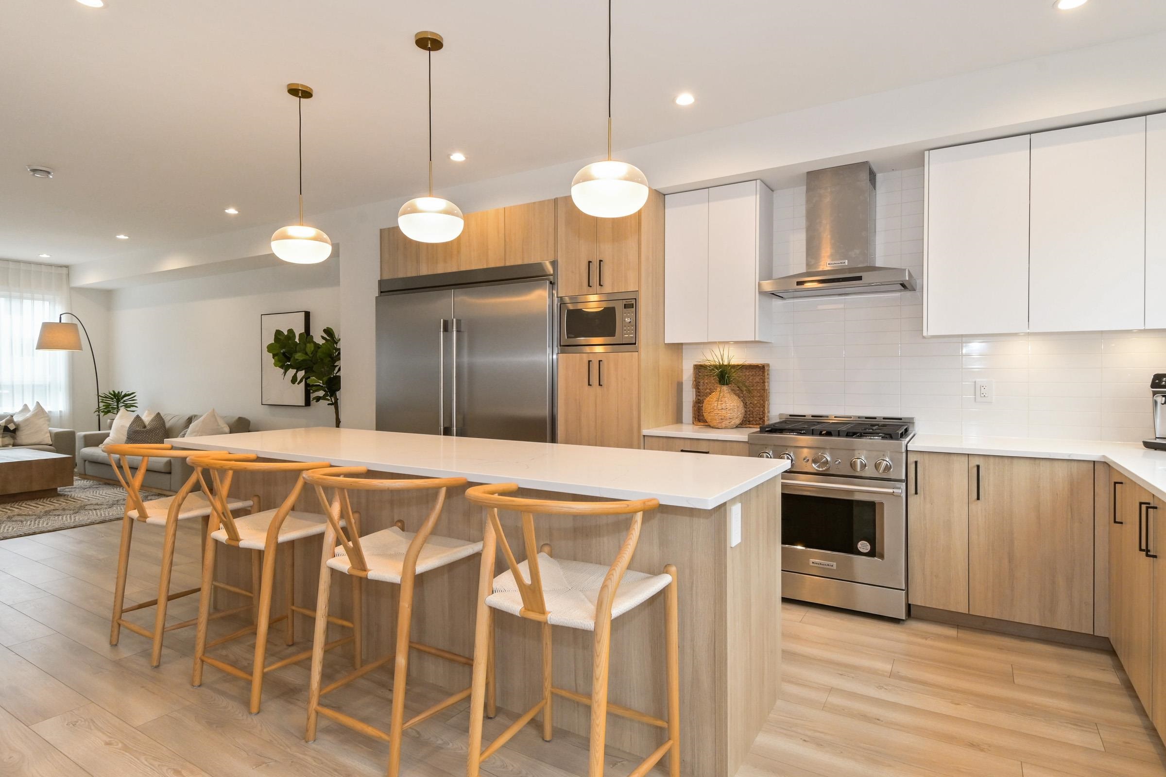 15 17538 100 AVENUE, R3107422, BC,