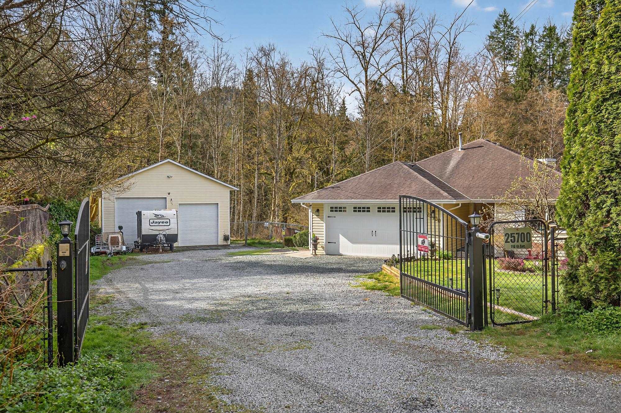 25700 116 AVENUE, Maple Ridge BC V4R 1Z6, R3107486, BC,