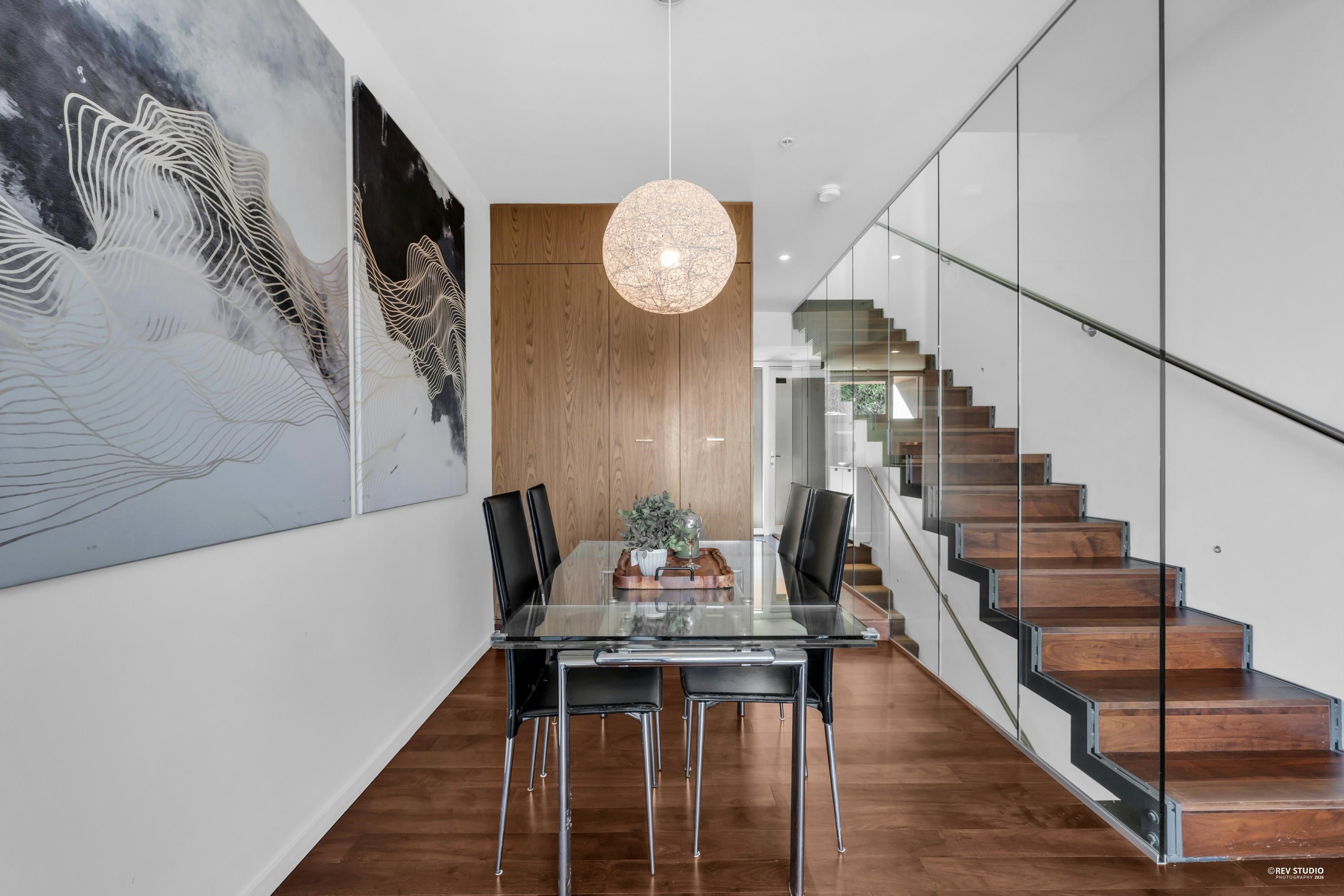 2 850 8TH AVENUE, R3107509, BC,