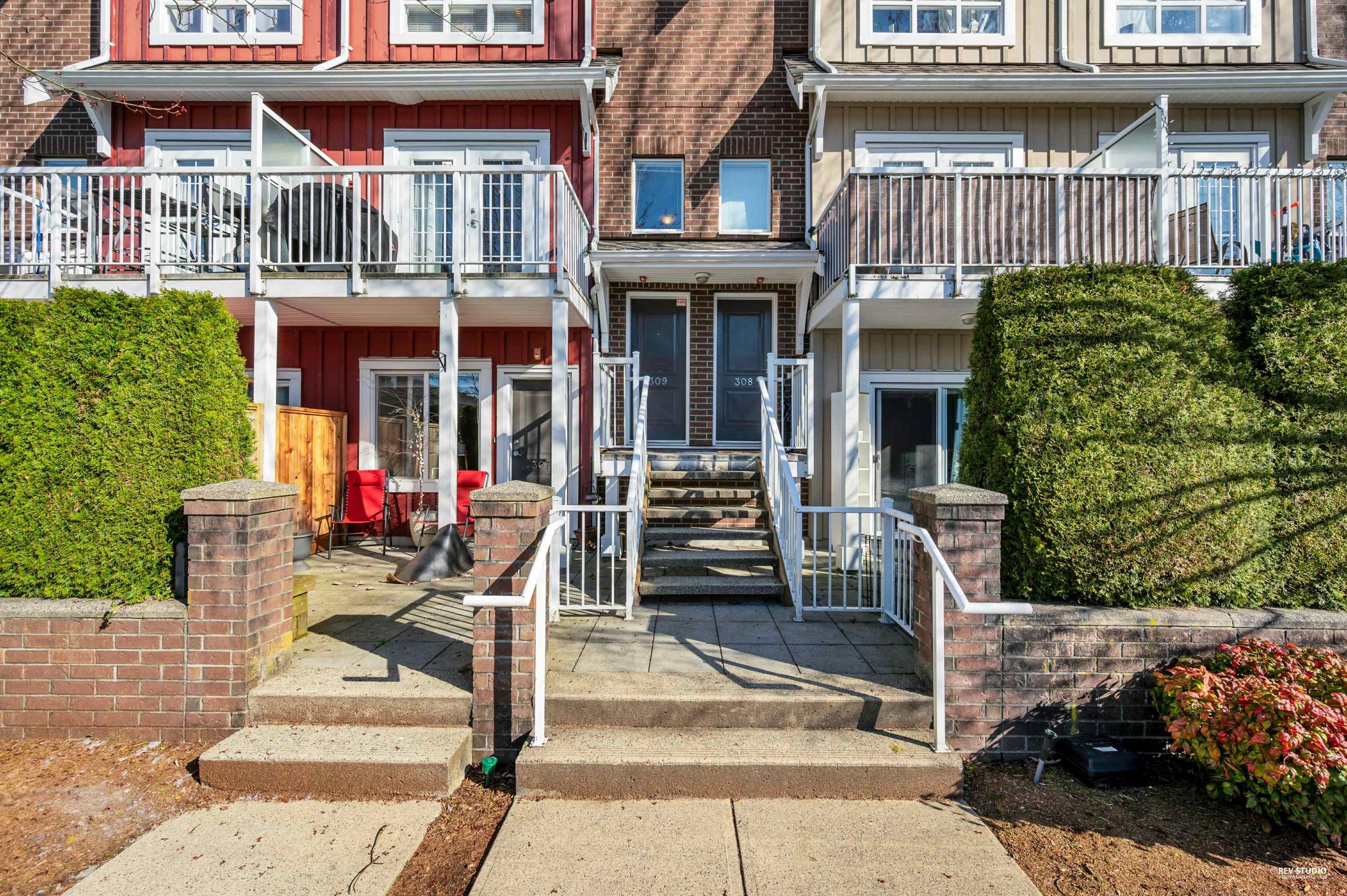 309 1661 FRASER AVENUE, R3107543, BC,