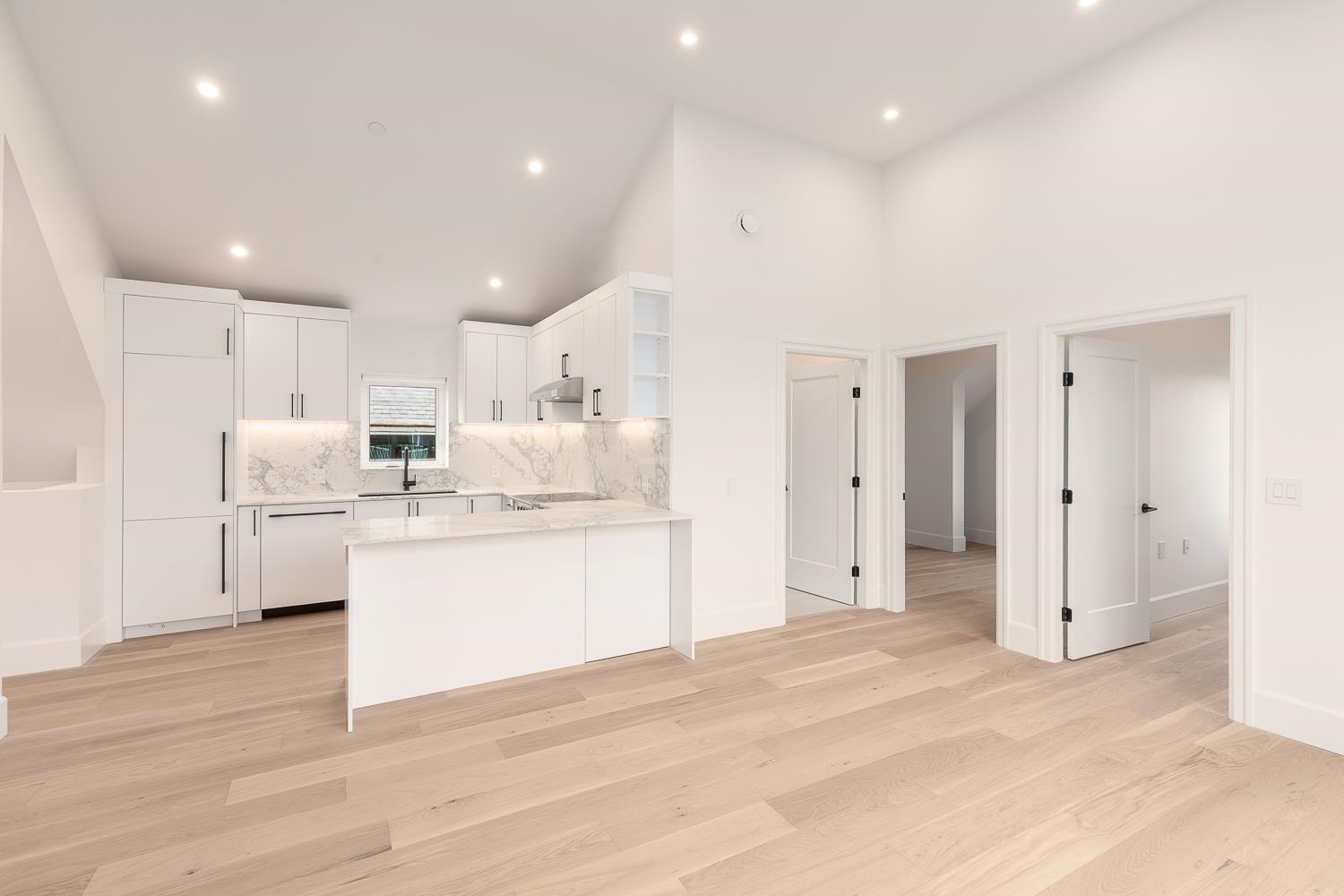 849 E 19TH AVENUE, Vancouver BC V5V 1K6, R3107826, BC,