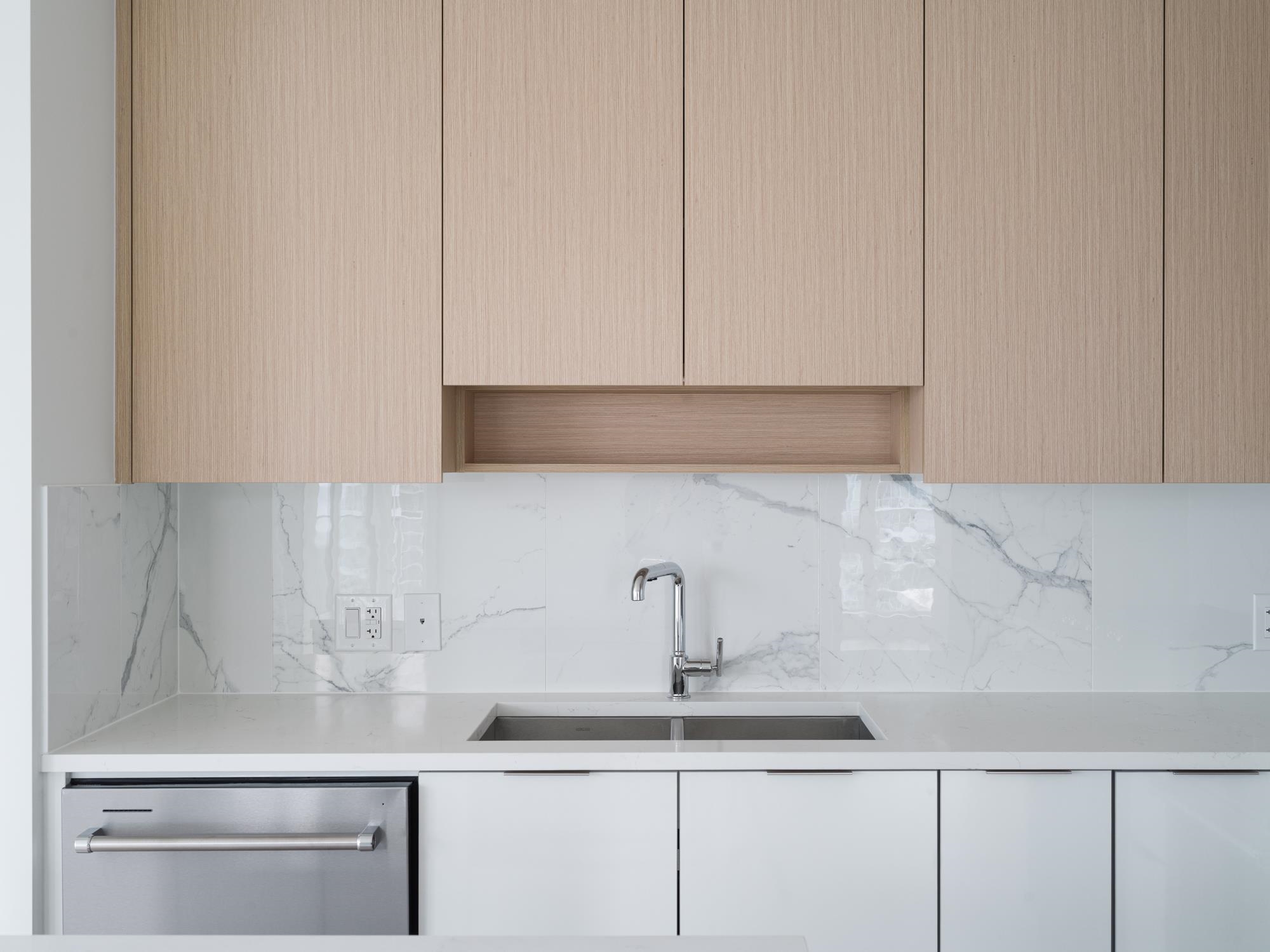 1308 699 WHITING WAY, R3107923, BC,