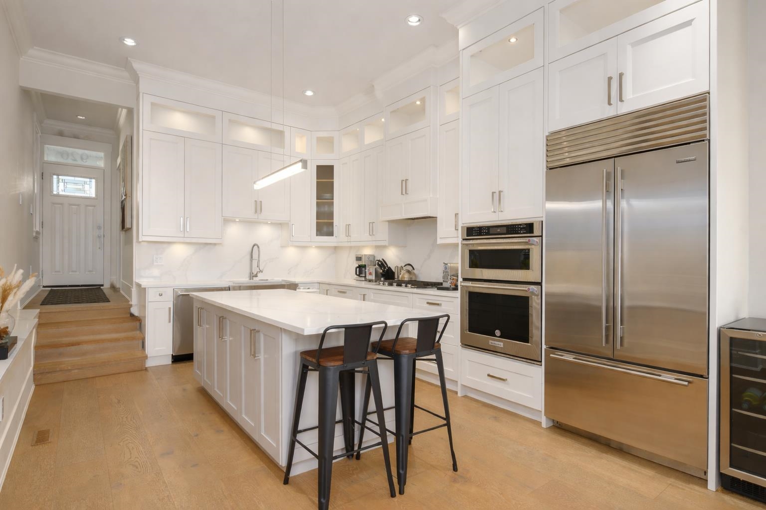 926 DELESTRE AVENUE, Coquitlam BC V3K 2G6, R3107937, BC,