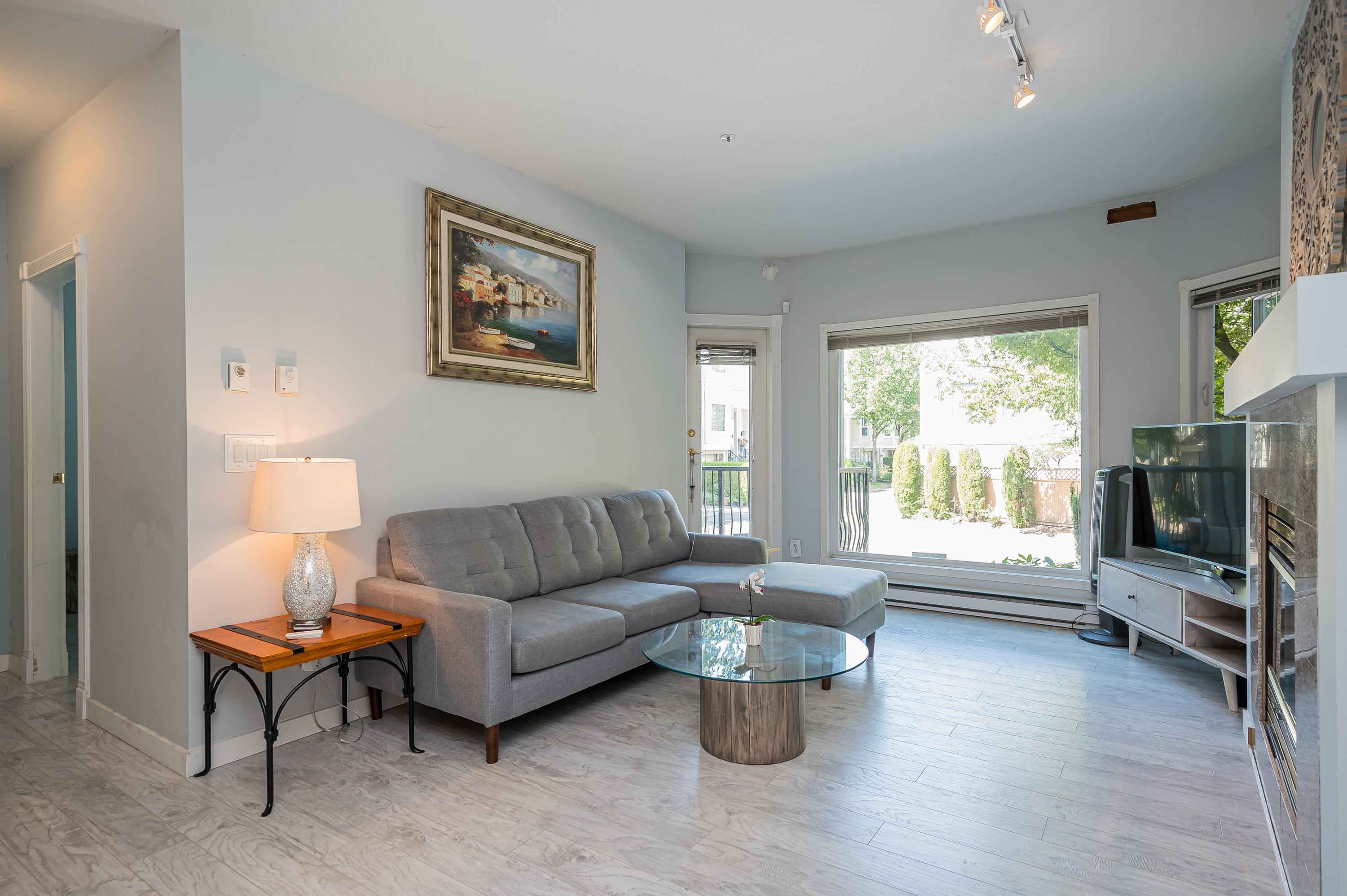 114 10320 156 STREET, R3108056, BC,