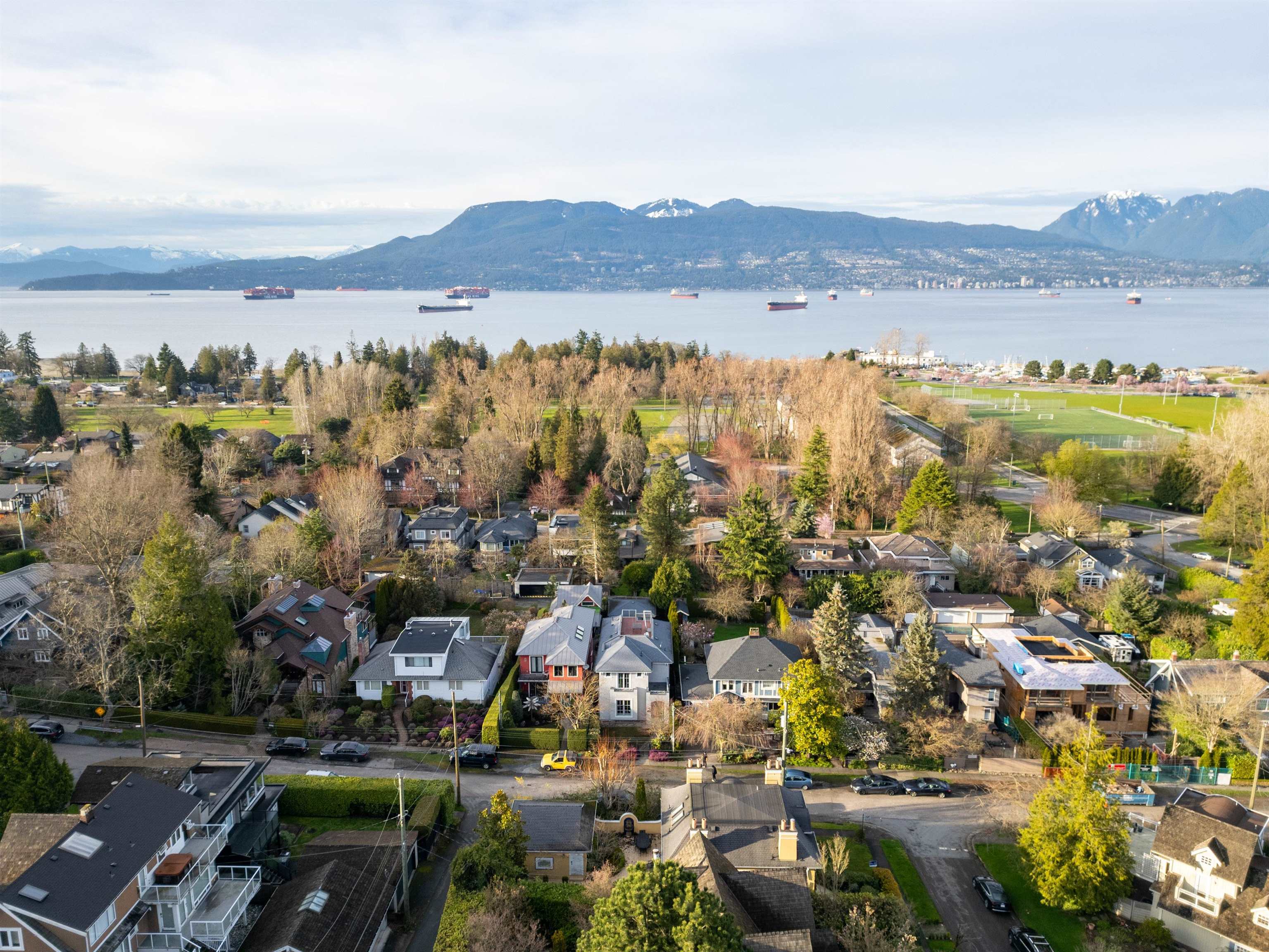 4341 W 3RD AVENUE, Vancouver BC V6R 1M6, R3108087, BC,