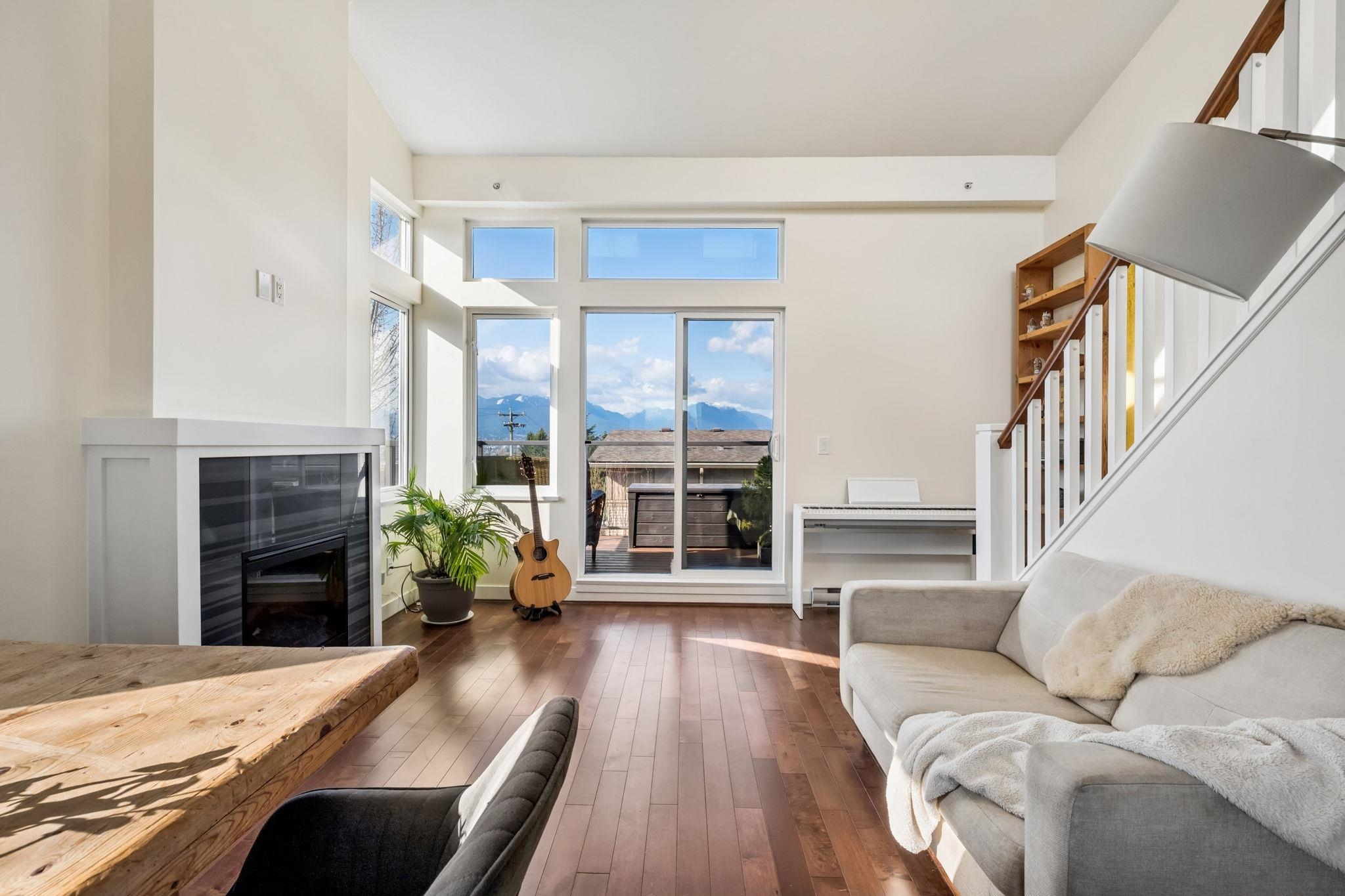 18 3788 LAUREL STREET, R3108155, BC,