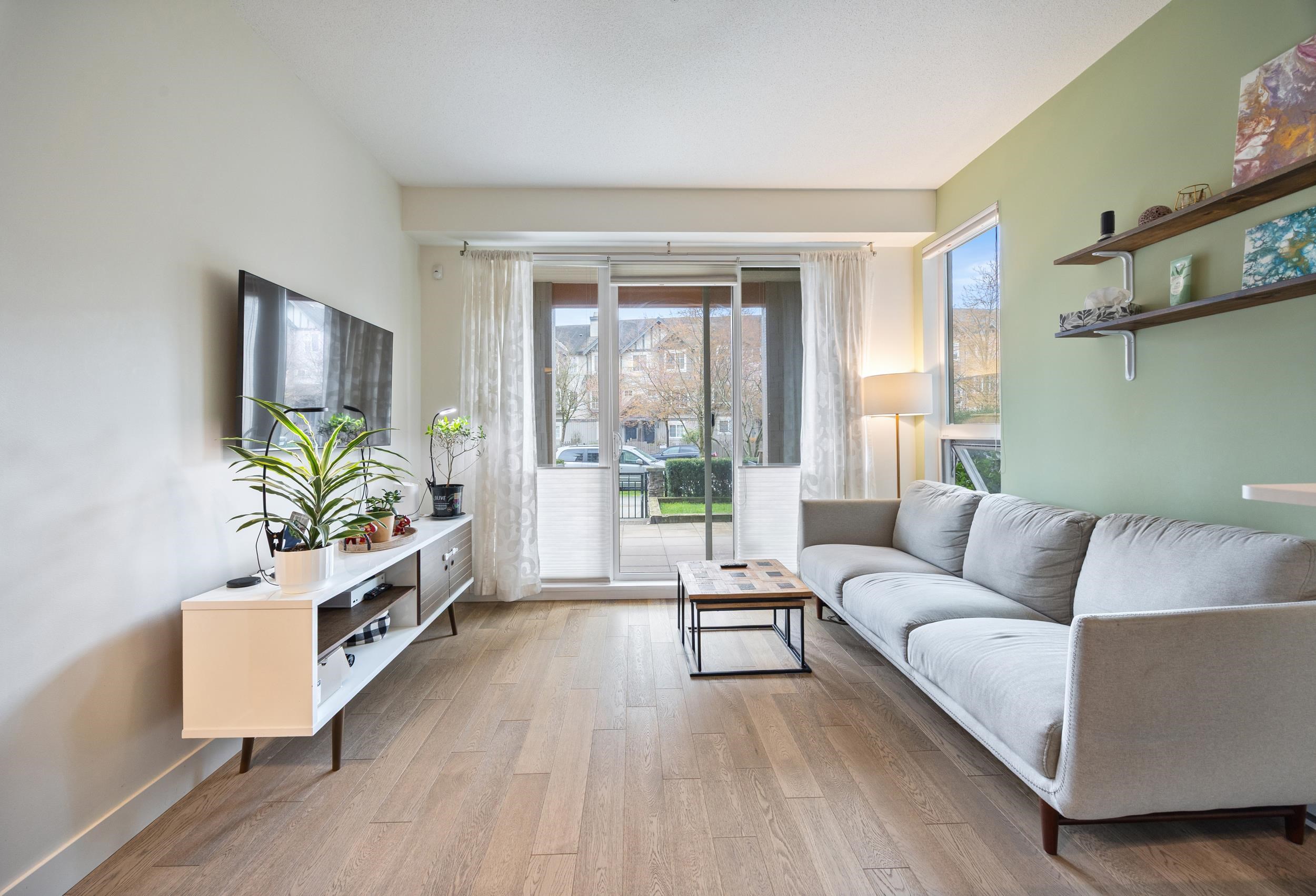 209 3399 NOEL DRIVE, R3108200, BC,