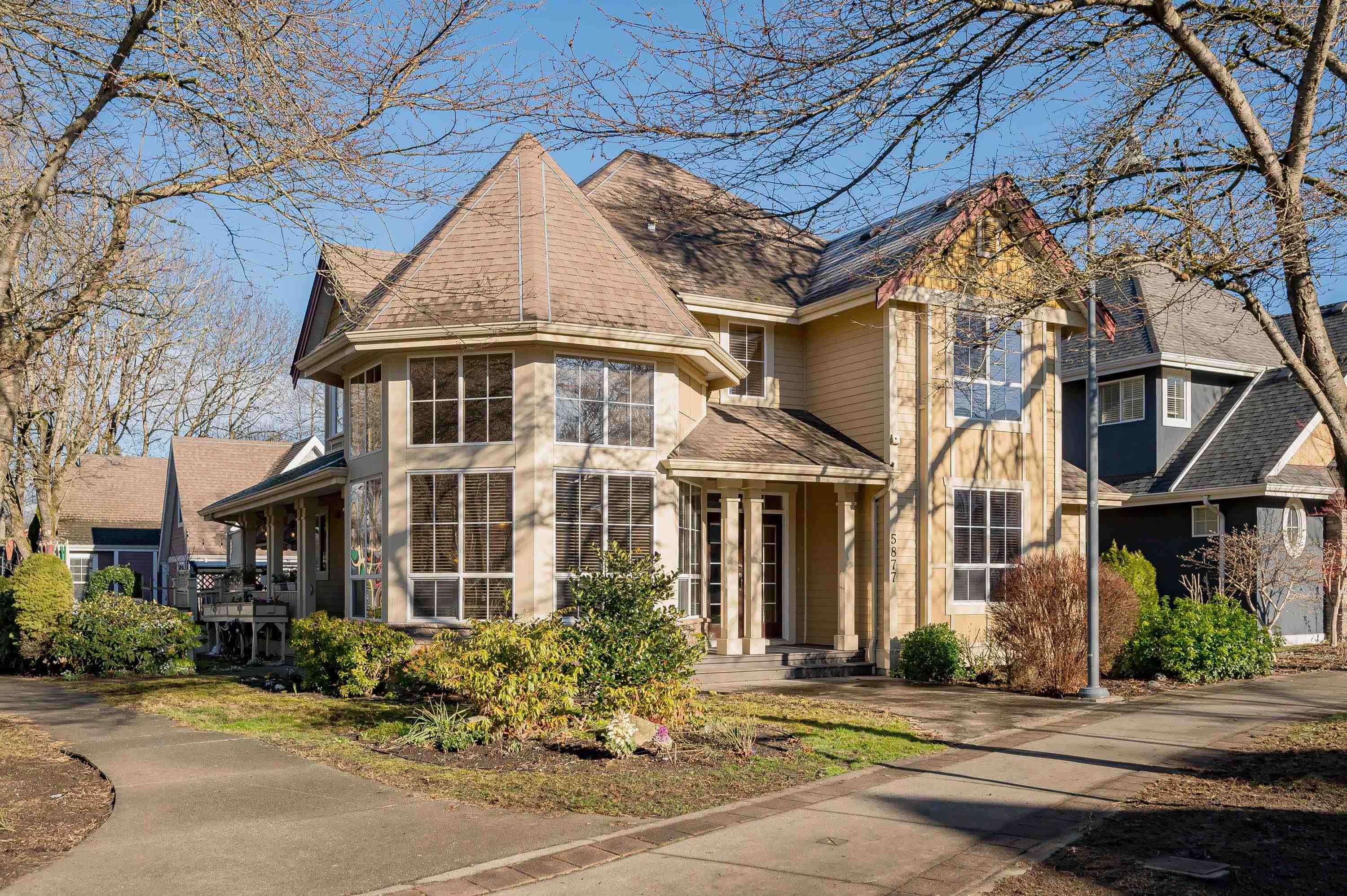 5877 GARRISON BOULEVARD, Chilliwack BC V2R 5X8, R3108202, BC,