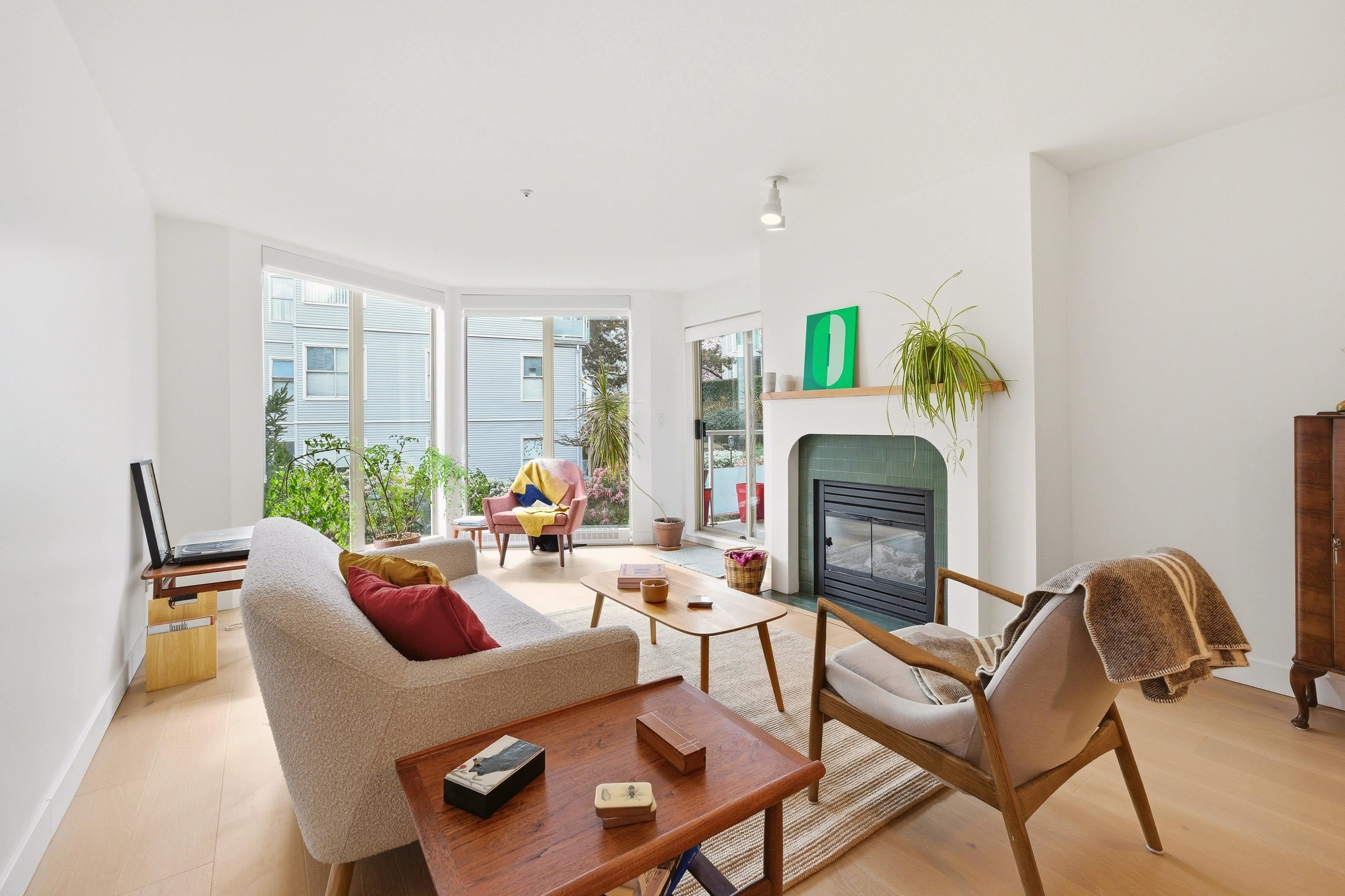 206 68 RICHMOND STREET, R3108243, BC,