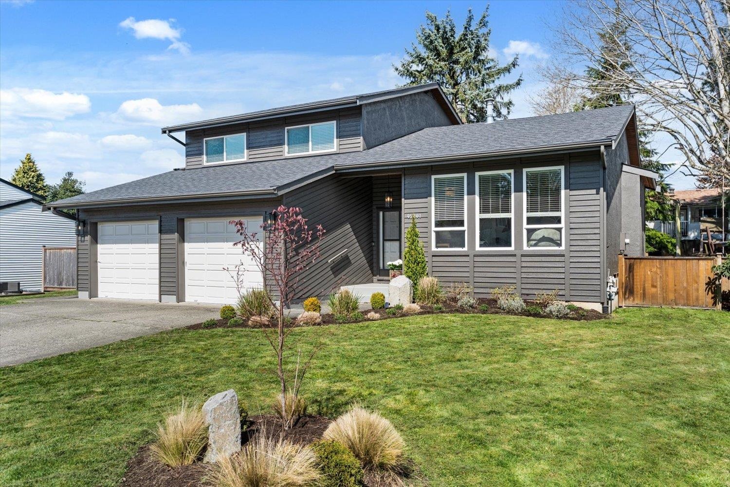 45201 REDWOOD AVENUE, Chilliwack BC V2R 1W2, R3108392, BC,