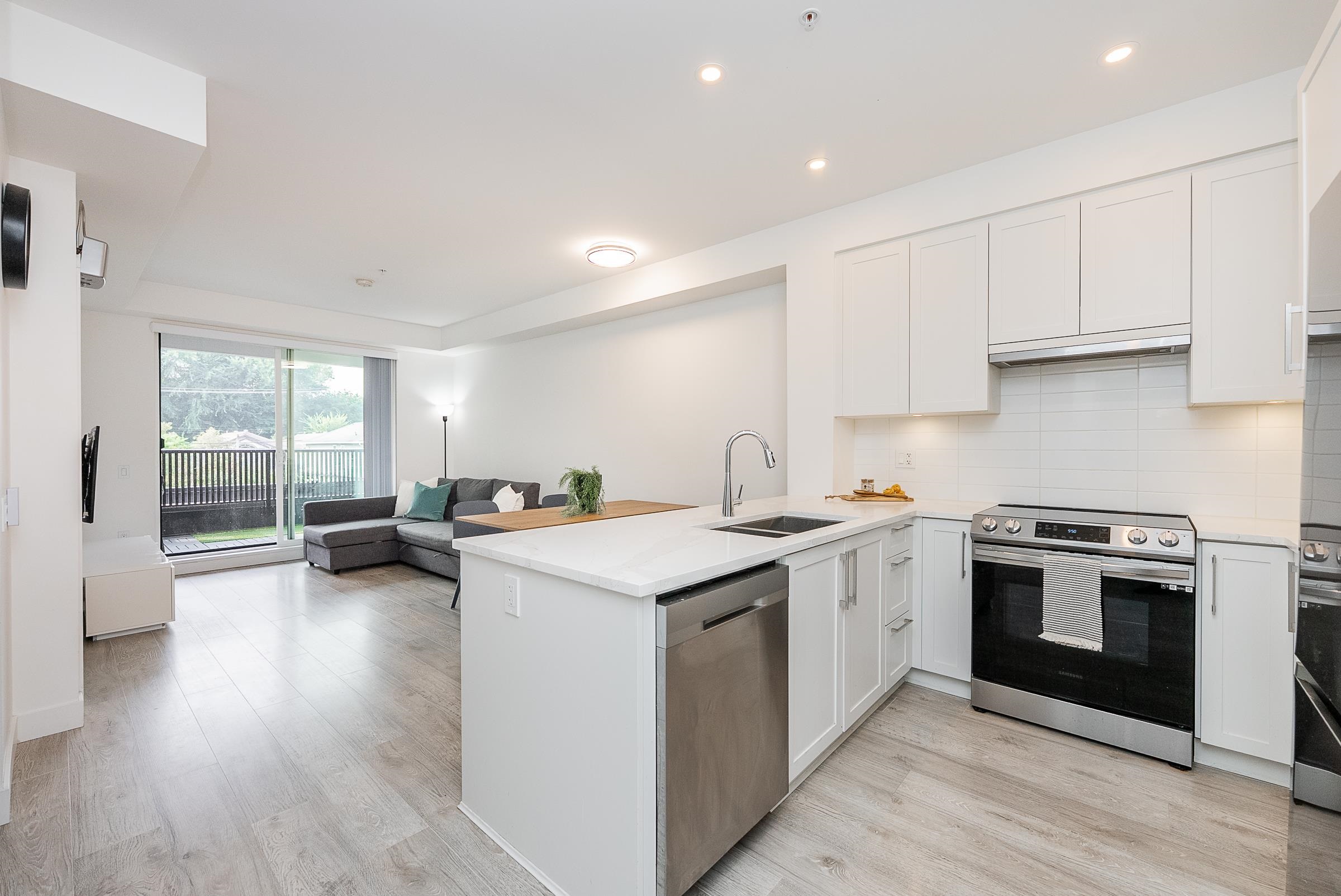 214 2160 GRANT AVENUE, R3108448, BC,