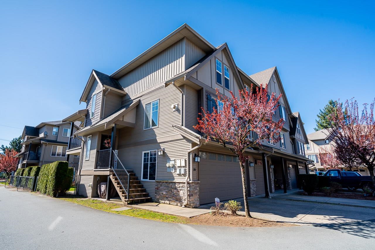 16 46321 CESSNA DRIVE, R3108643, BC,