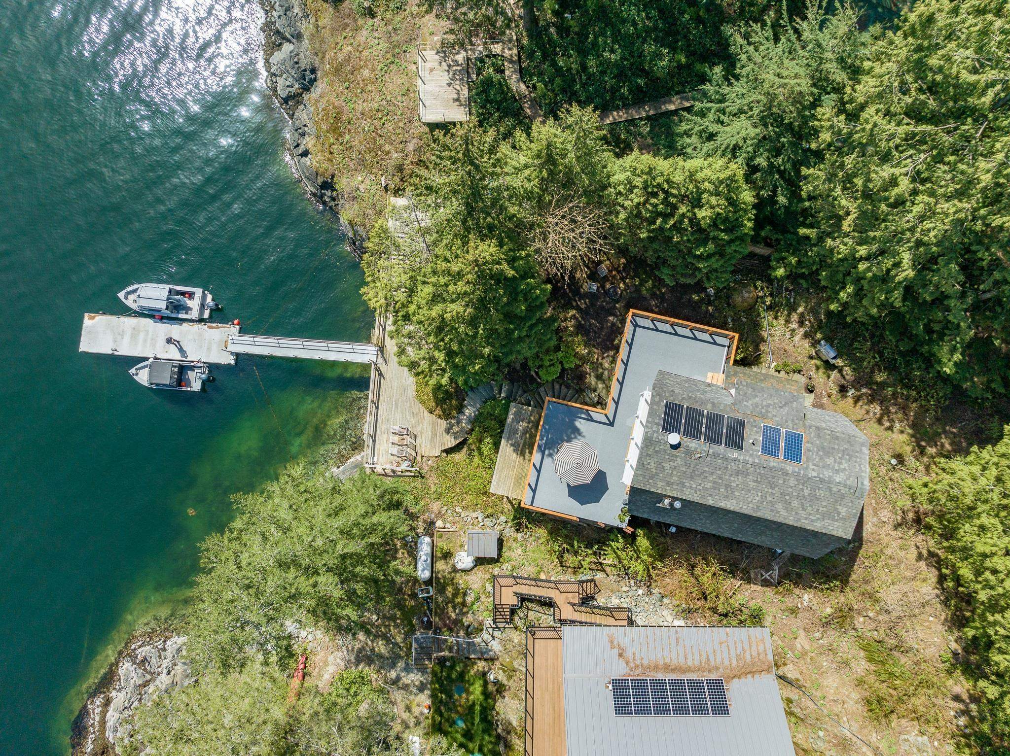 2937 PANORAMA DRIVE, North Vancouver BC V7G 2A4, R3108653, BC,