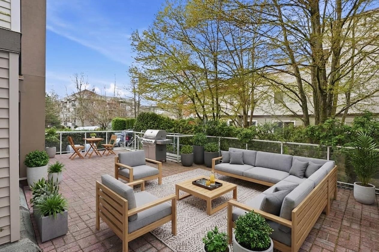 111 4758 53 STREET, R3108681, BC,