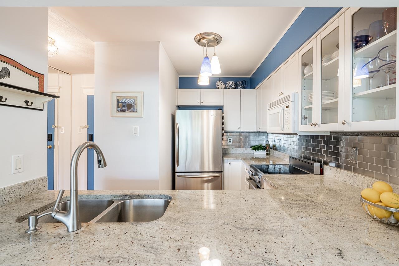 210 15272 19 AVENUE, R3108916, BC,