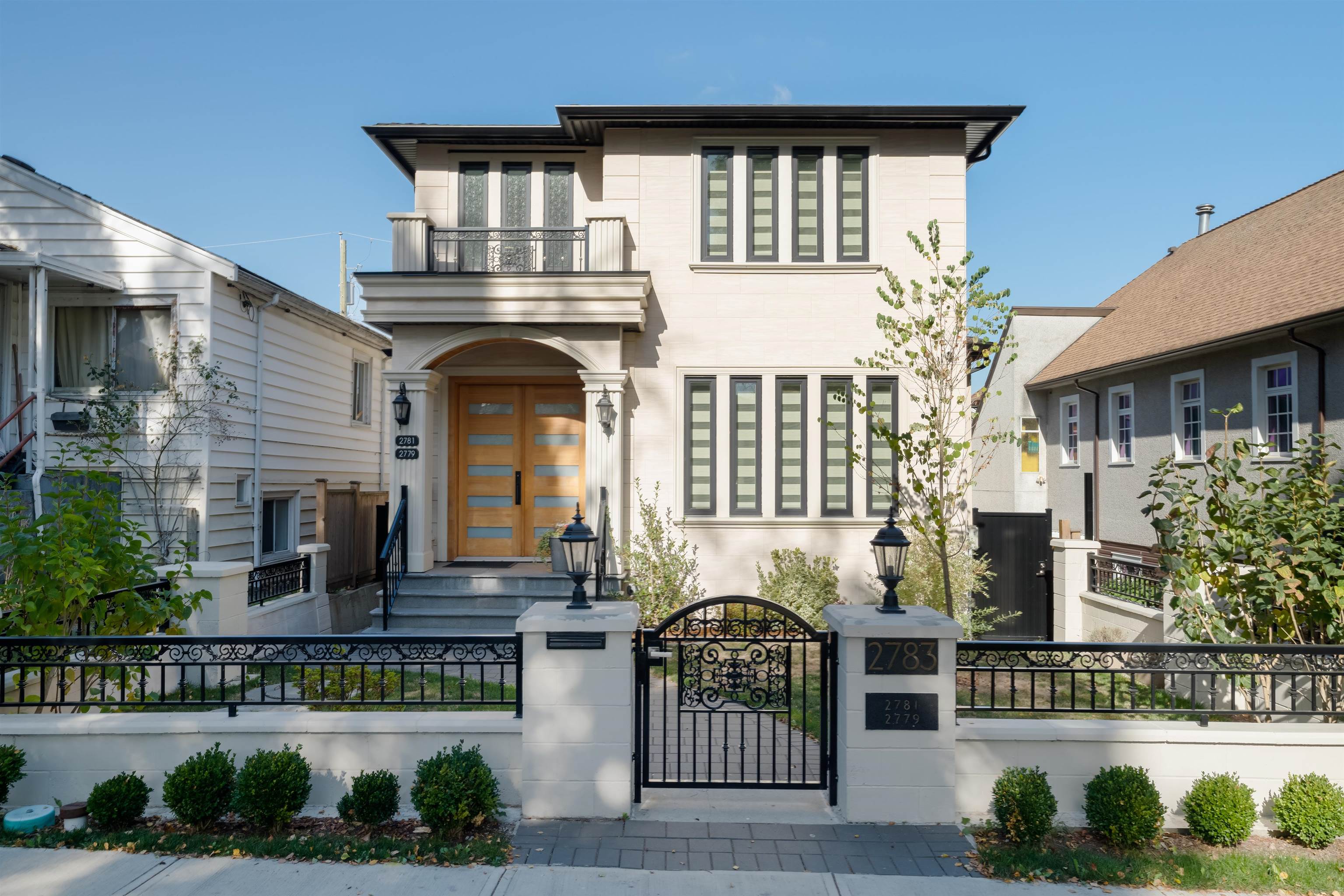 2783 E 27TH AVENUE, Vancouver BC V5R 1N4, R3109004, BC,