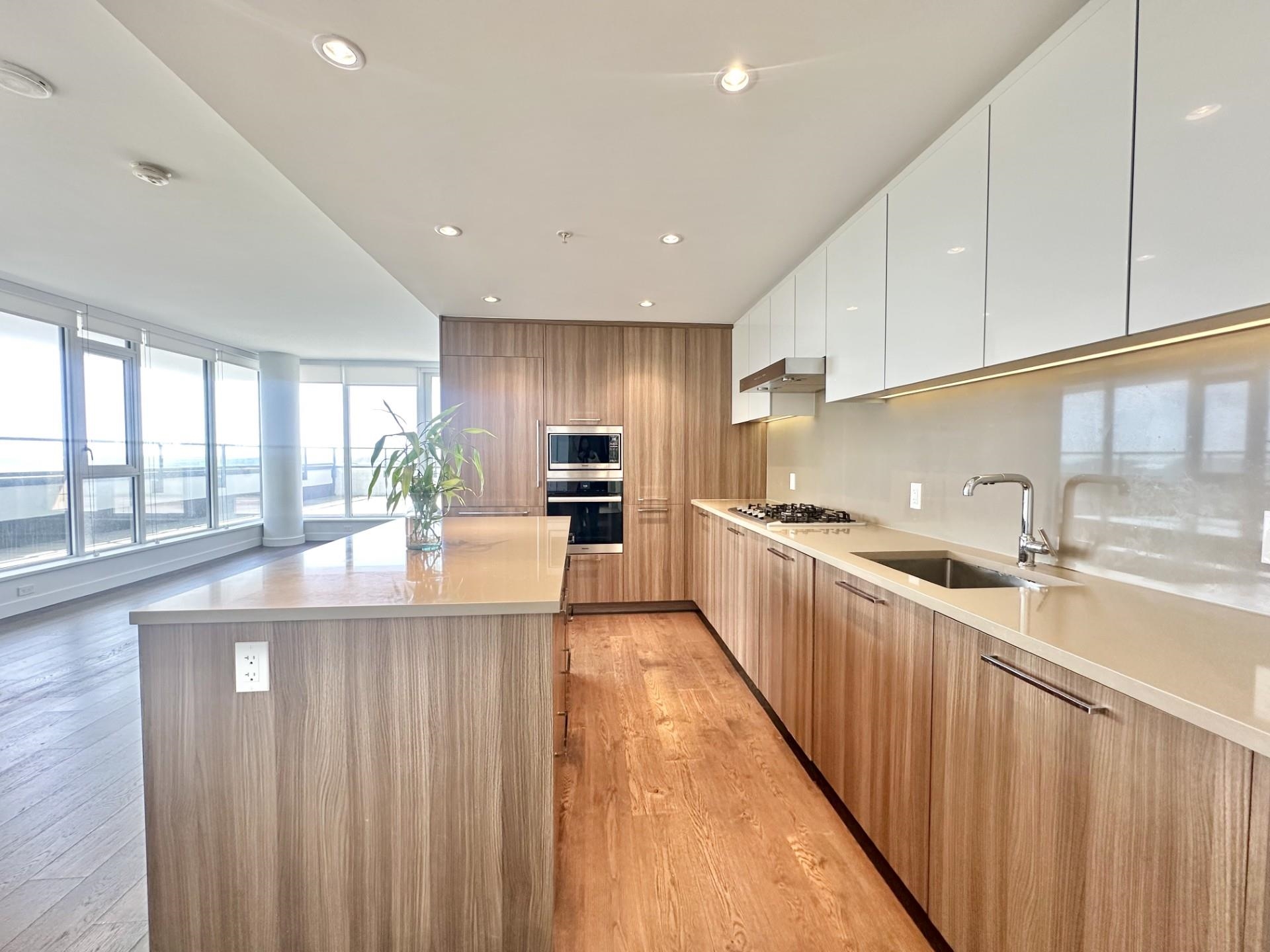 1005 3280 CORVETTE WAY, R3109351, BC,