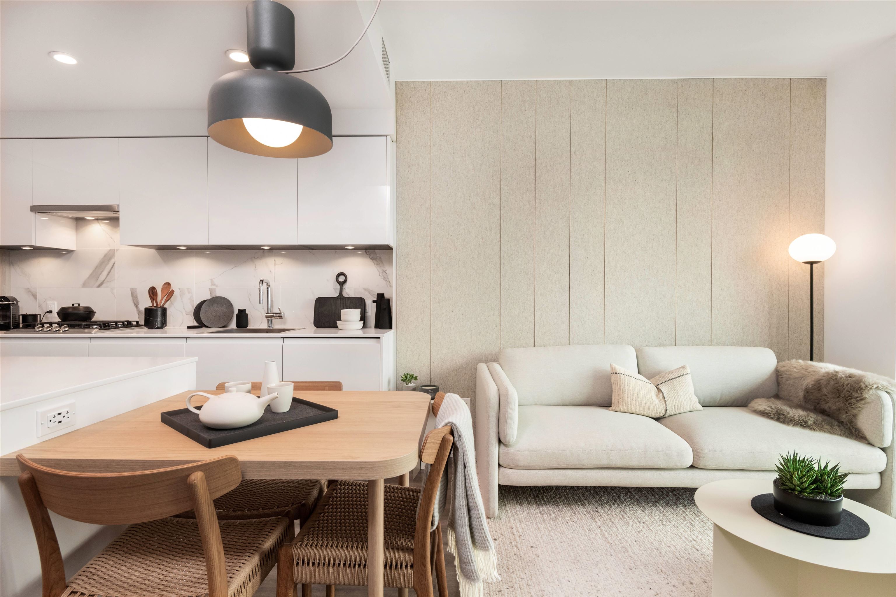 2405 3888 EVERGREEN PLACE, R3109504, BC,