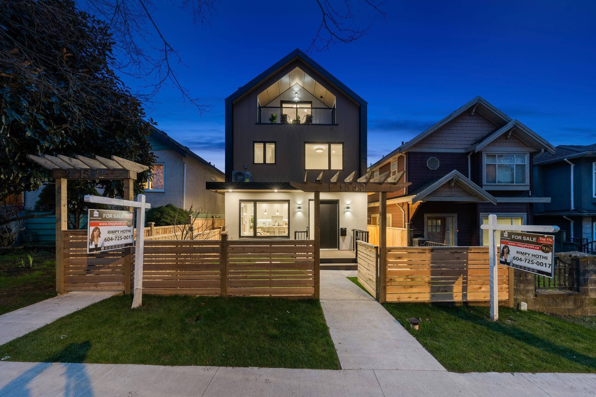 2 1582 2ND AVENUE, R3109582, BC,