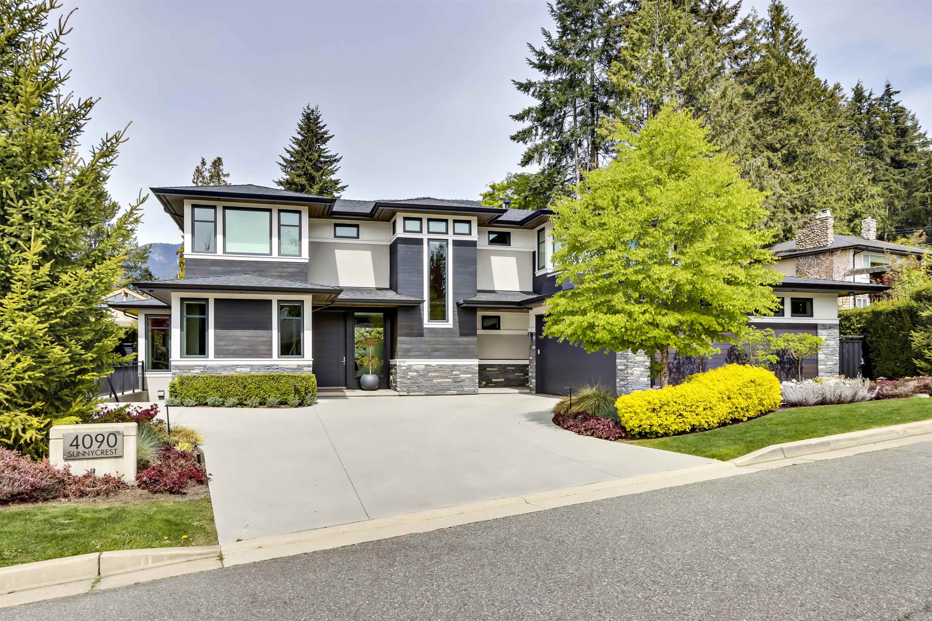 4090 SUNNYCREST DRIVE, North Vancouver BC V7R 3E5, R3109612, BC,