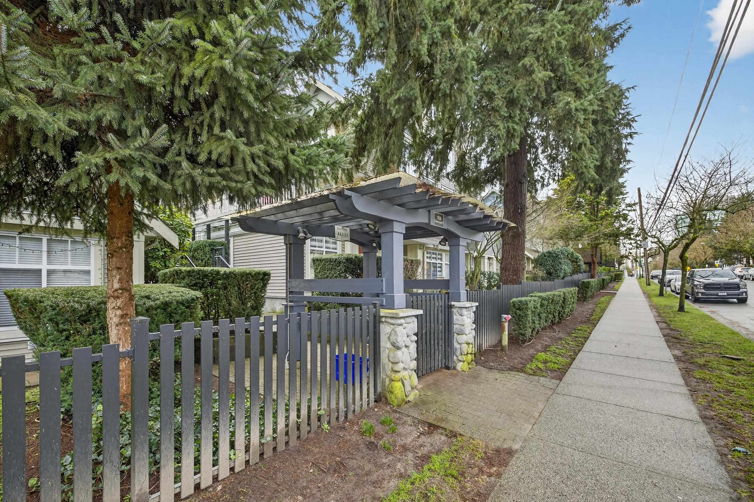 18 7128 STRIDE AVENUE, R3109634, BC,