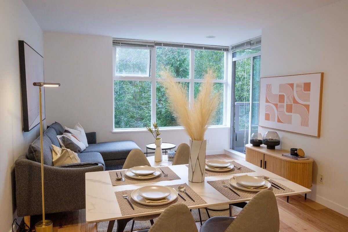 9232 UNIVERSITY CRESCENT, Burnaby BC V5A 0A3, R3109644, BC,