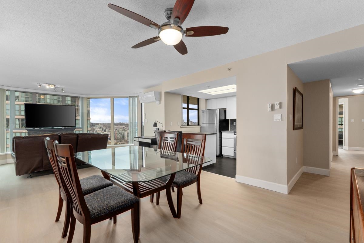 MLS® listing #R3109785 for sale located at 2001 1088 QUEBEC STREET