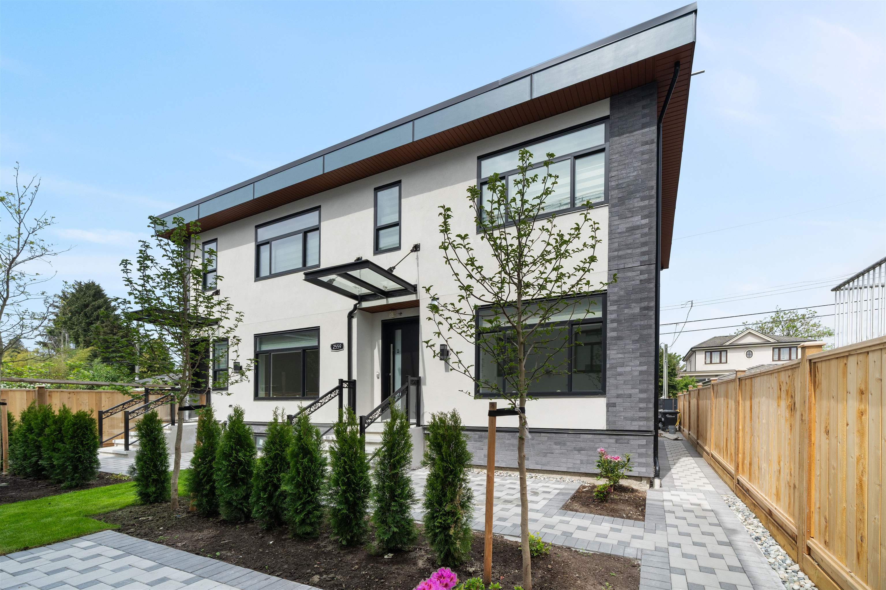 2 2559 KING EDWARD AVENUE, R3110233, BC,