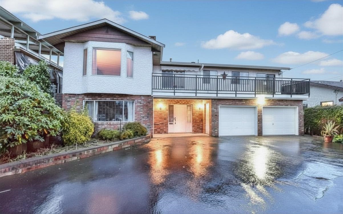 13630 114 AVENUE, Surrey BC V3R 6R6, R3110307, BC,