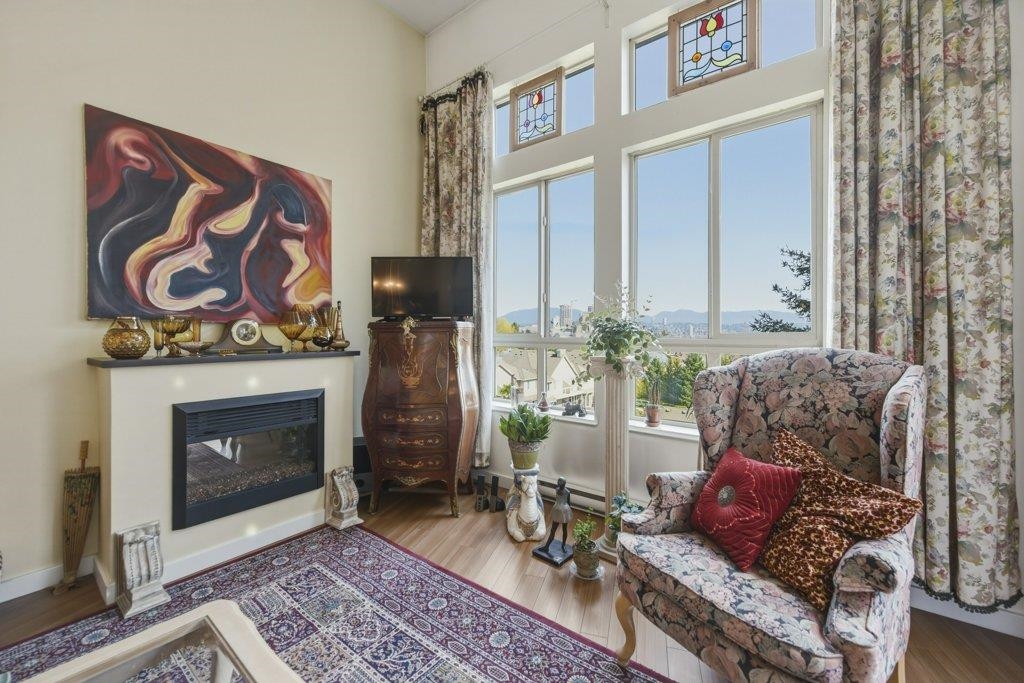 409 225 FRANCIS WAY, R3110509, BC,