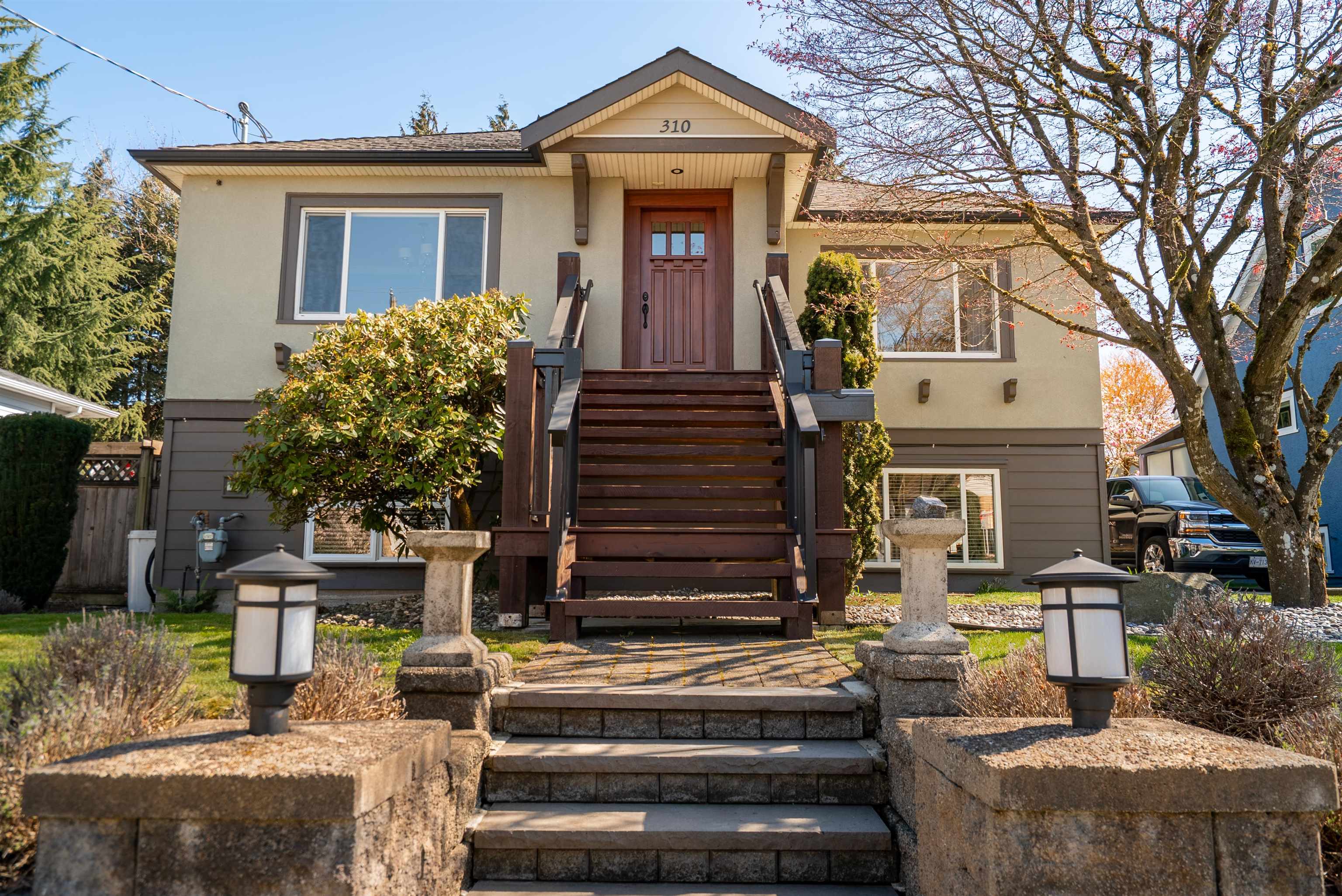 310 SEVENTH AVENUE, New Westminster BC V3L 1W5, R3110560, BC,