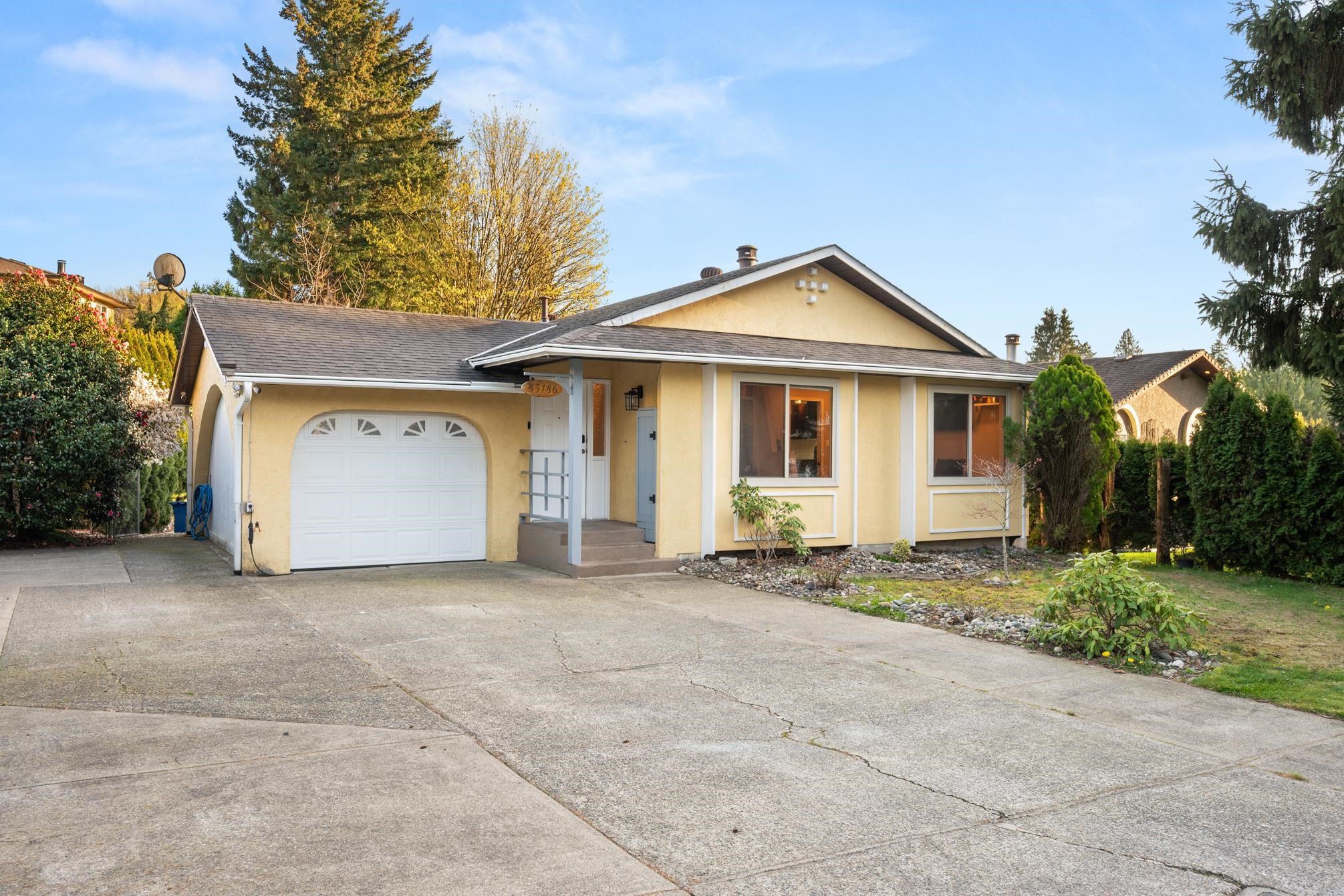 35186 SKEENA AVENUE, Abbotsford BC V2S 7H5, R3110630, BC,