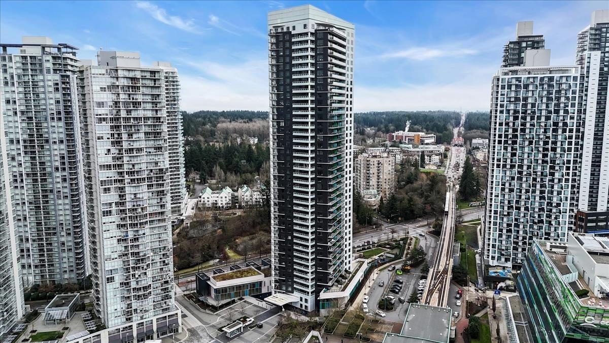 2404 9887 WHALLEY BOULEVARD, R3110653, BC,