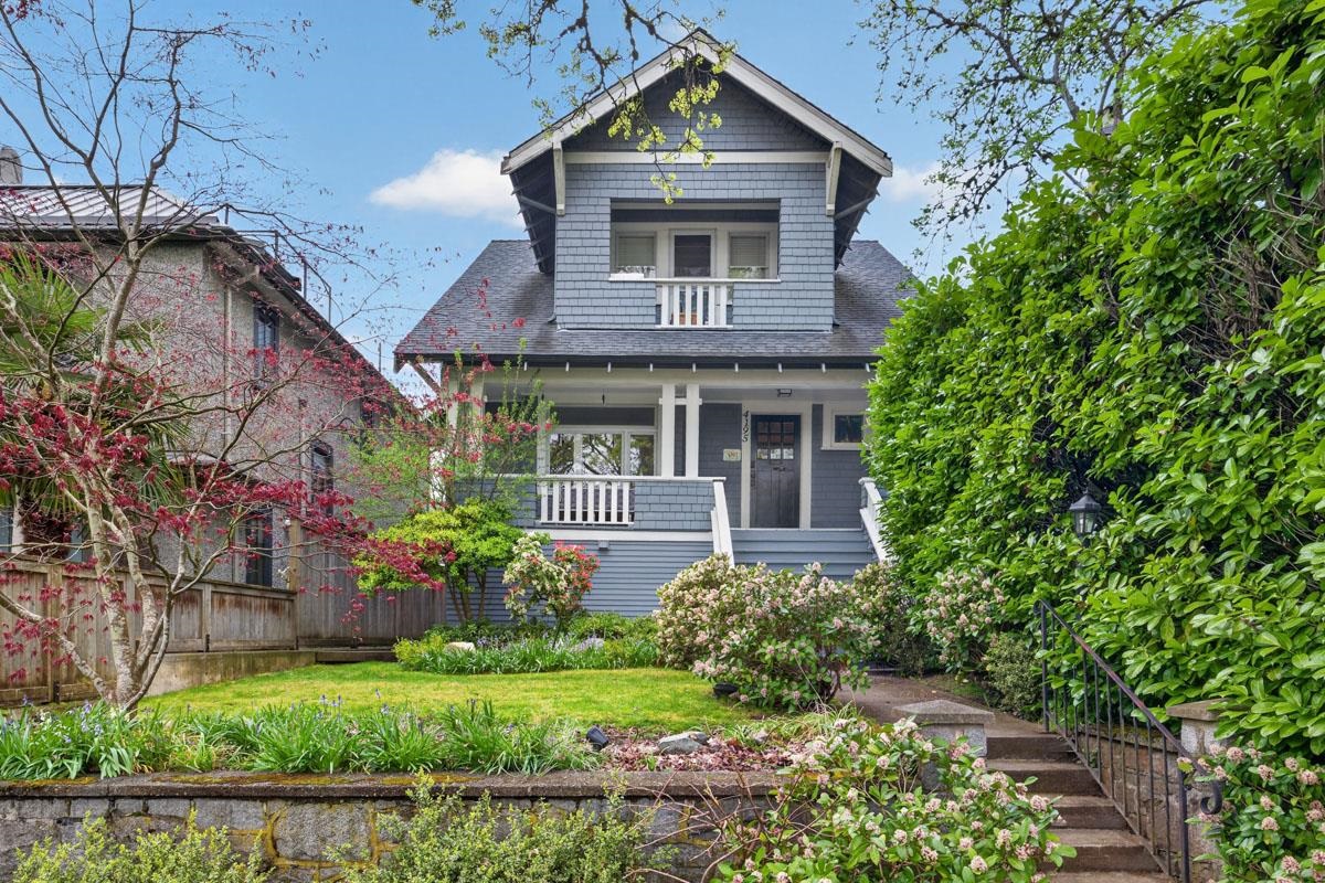 4195 W 15TH AVENUE, Vancouver BC V6R 3A4, R3110946, BC,