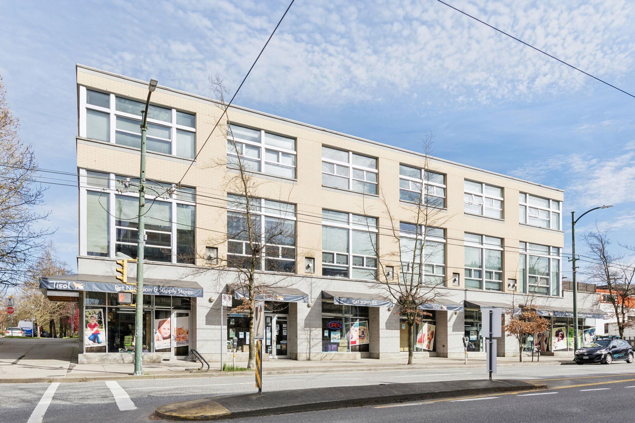 PH4 2088 11TH AVENUE, R3110966, BC,