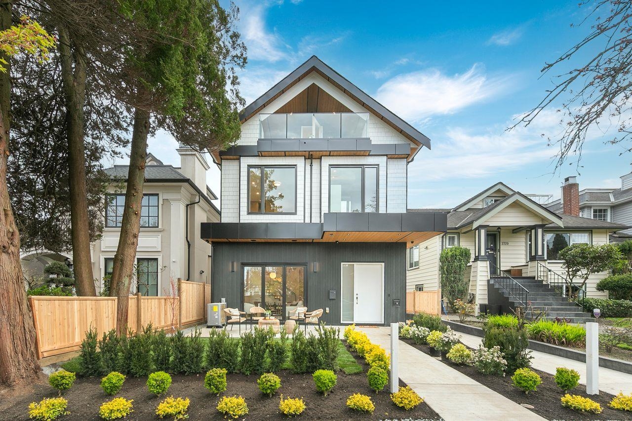 1 3708 18TH AVENUE, R3111325, BC,