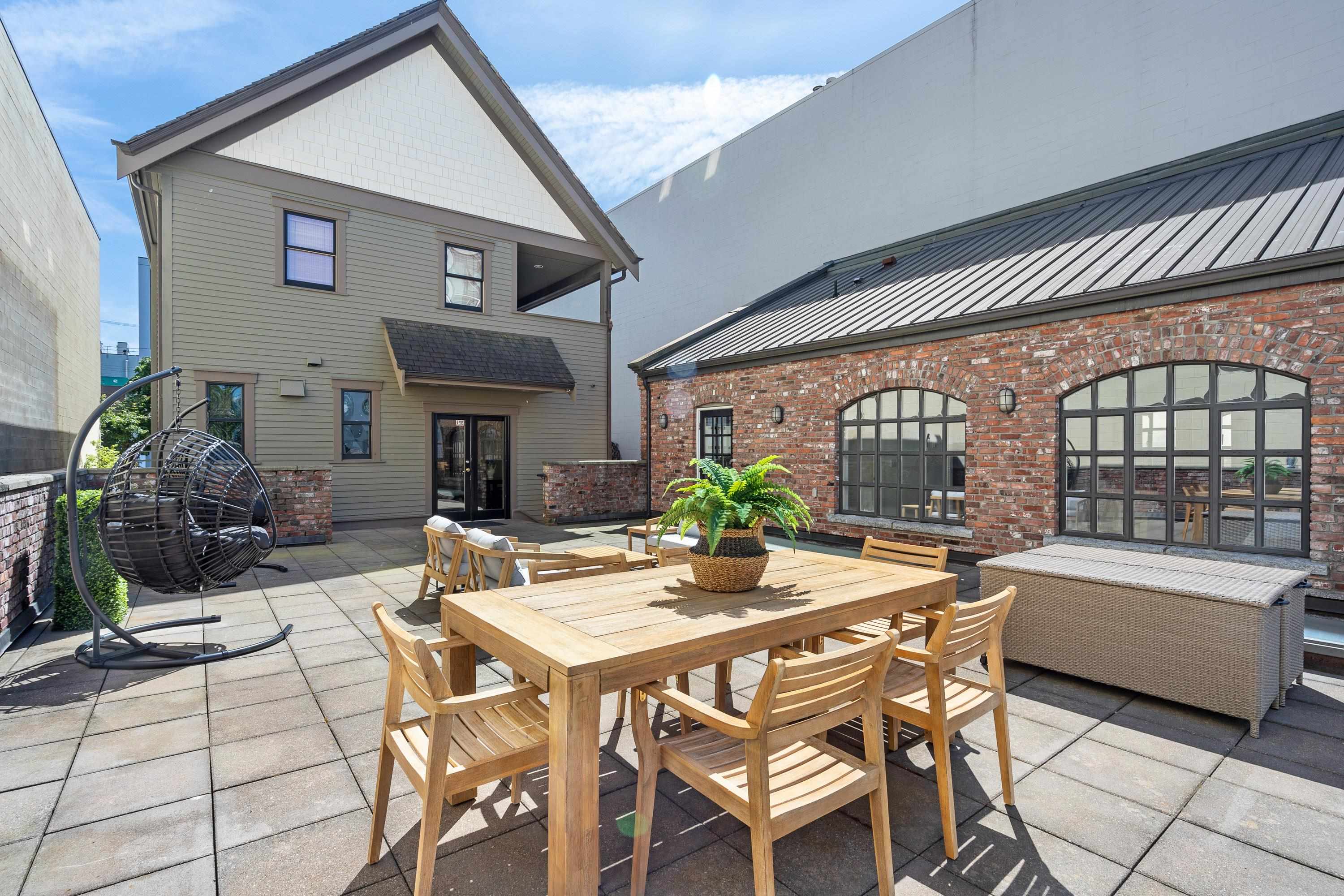 33 E 6TH AVENUE, Vancouver BC V5T 1J3, R3111328, BC,