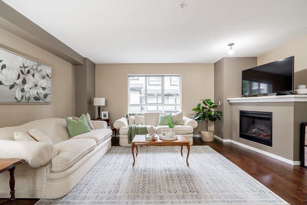 120 6747 203 STREET, R3111336, BC,