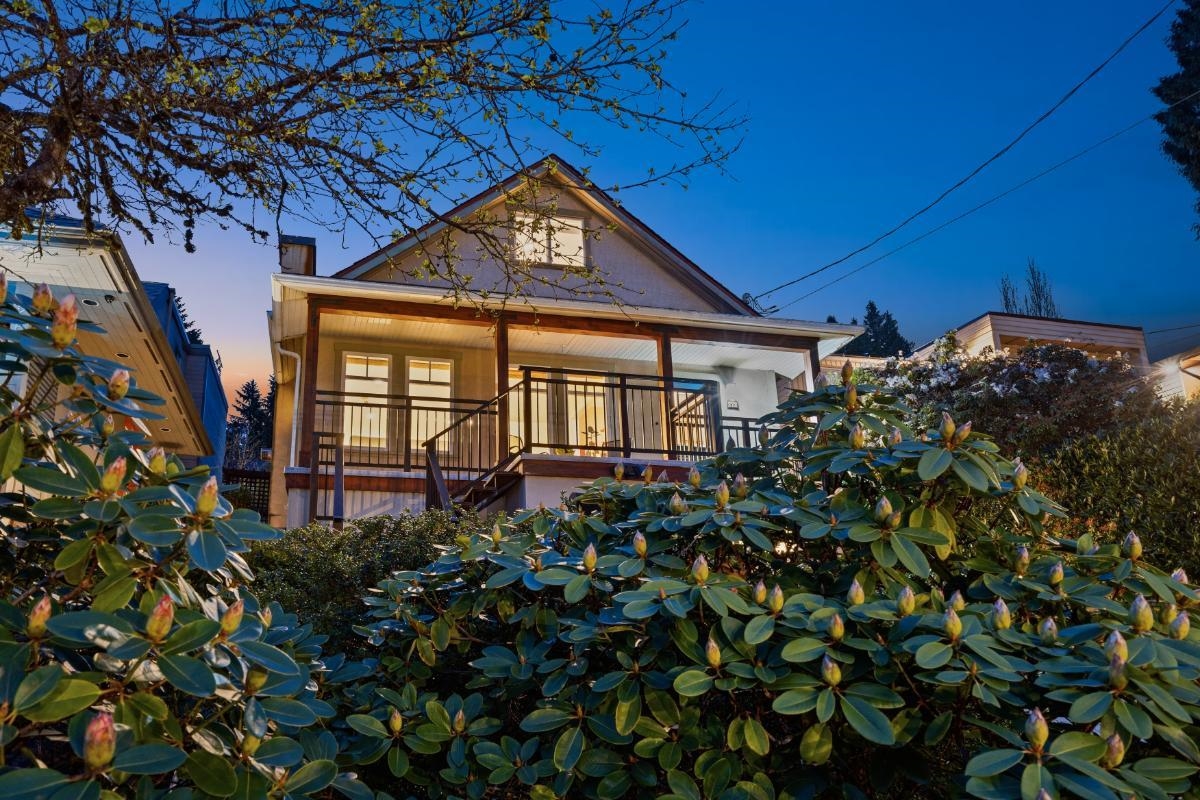 272 OSBORNE ROAD E ROAD, North Vancouver BC V7N 1M1, R3111678, BC,