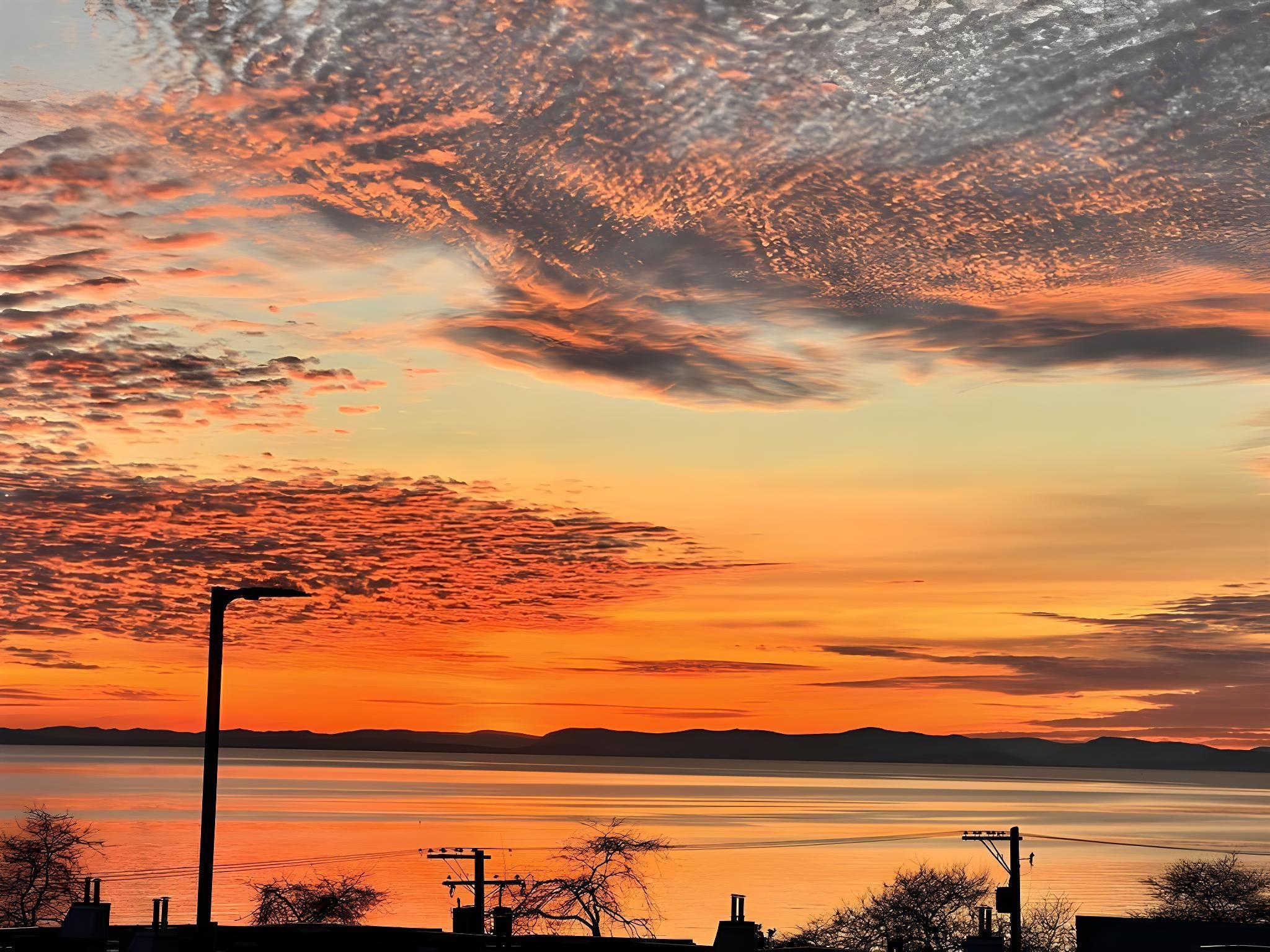 1246 OXFORD STREET, White Rock BC V4B 5G8, R3111726, BC,