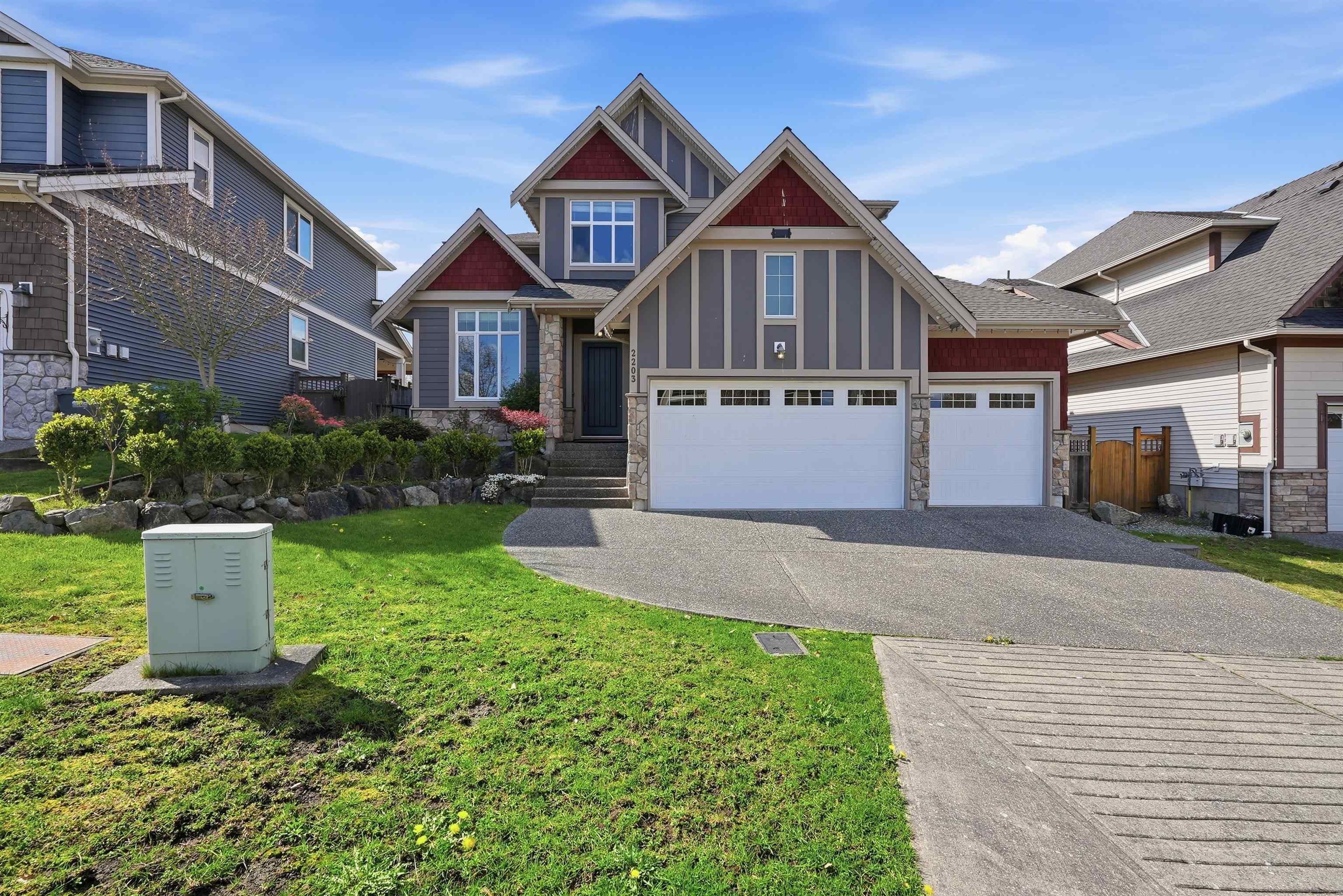 2203 RIESLING DRIVE, Abbotsford BC V4X 0A6, R3112048, BC,