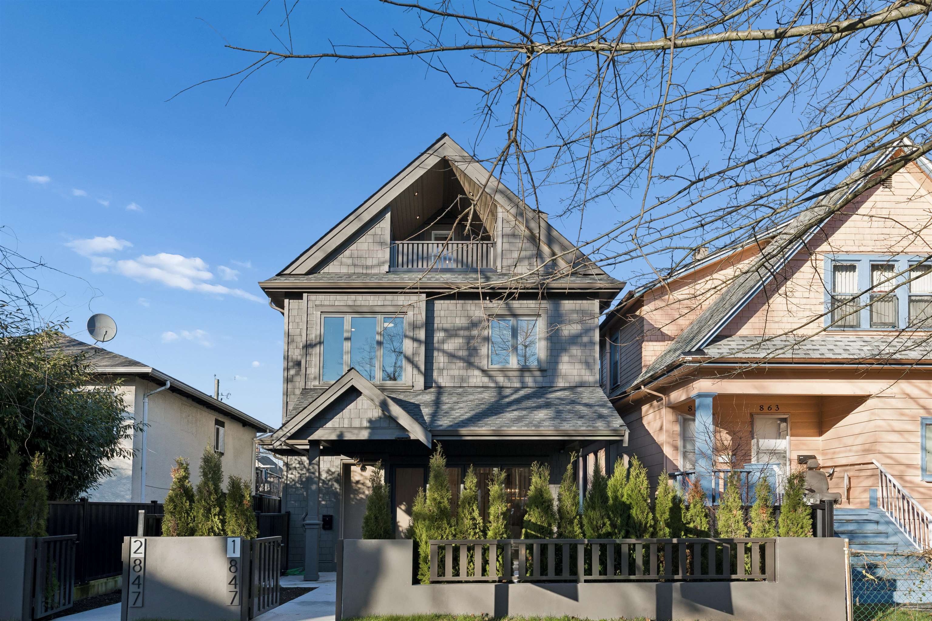 1 847 10 AVENUE, R3112115, BC,