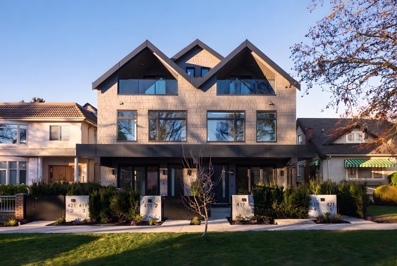 1 419 23RD AVENUE, R3112262, BC,