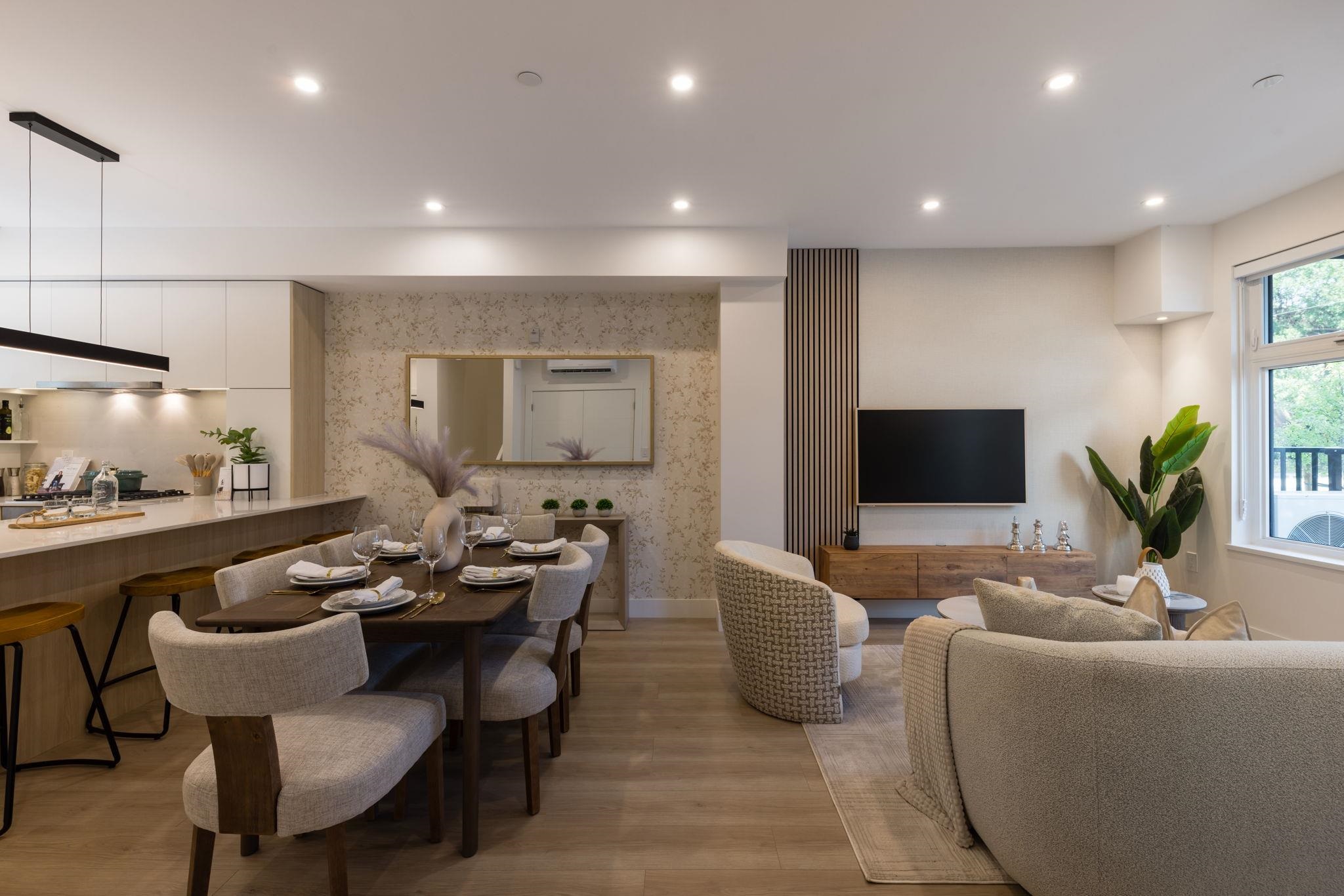 102 342 MOUNTAIN HIGHWAY, R3112263, BC,