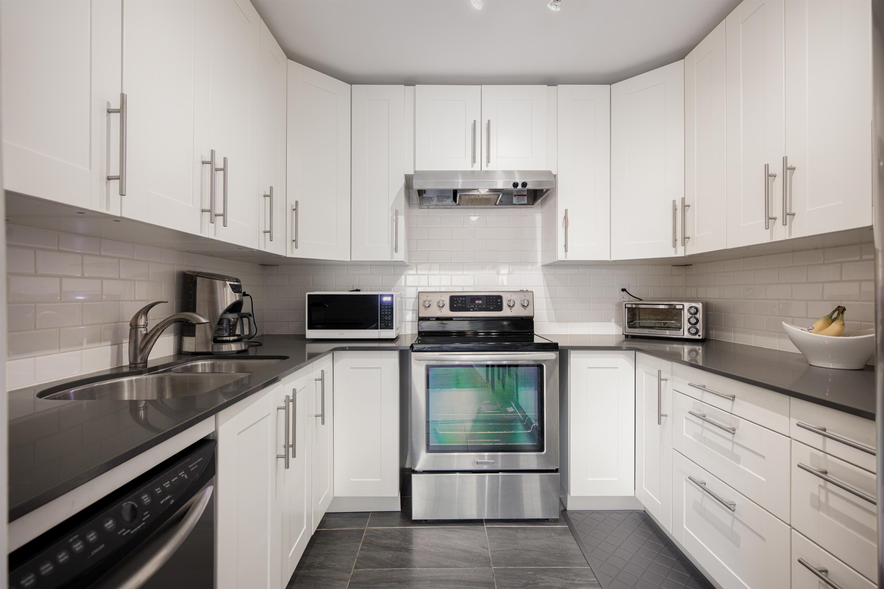 215 251 4TH STREET, R3112309, BC,