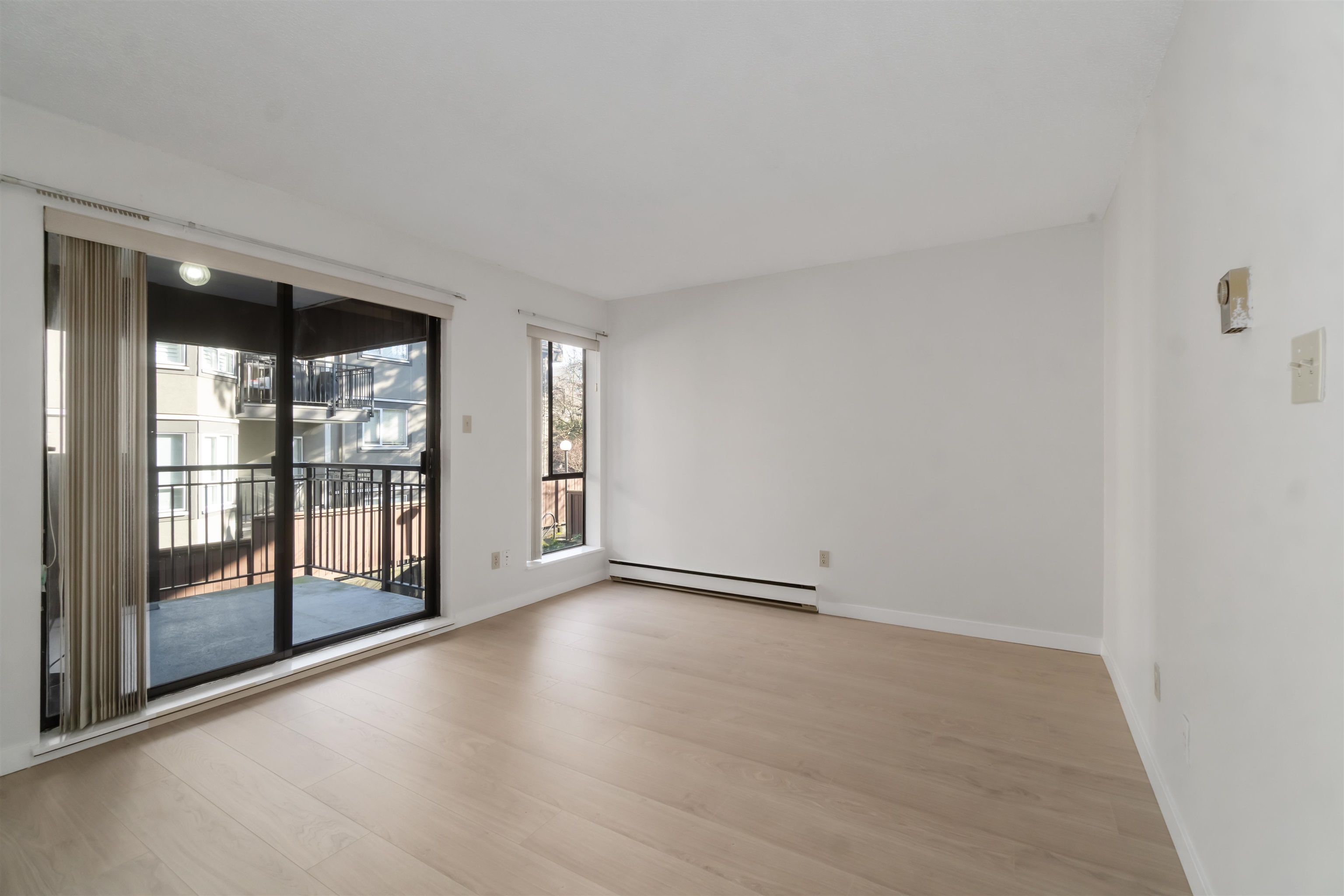 207 2920 ASH STREET, R3112349, BC,