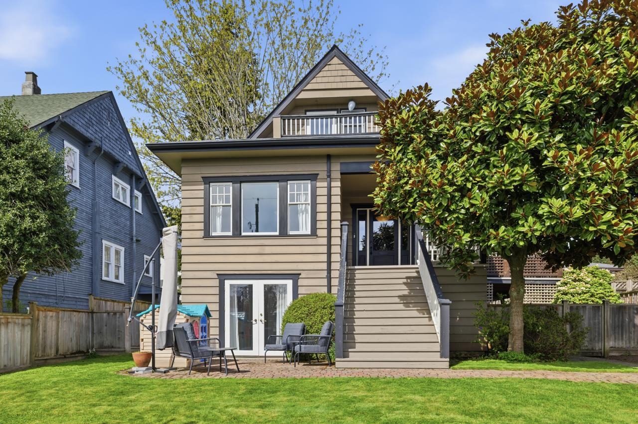 424 E KEITH ROAD, North Vancouver BC V7L 1V9, R3112376, BC,