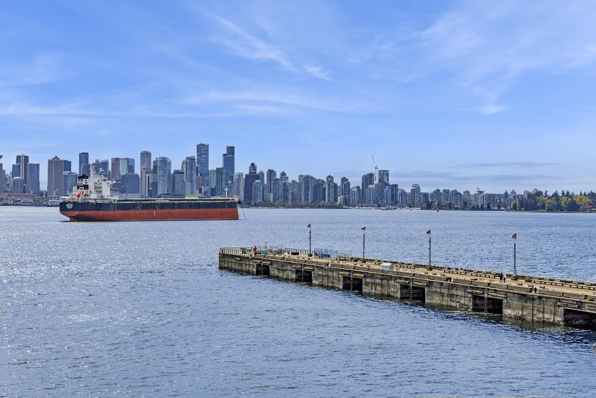 303 185 VICTORY SHIP WAY, R3112461, BC,