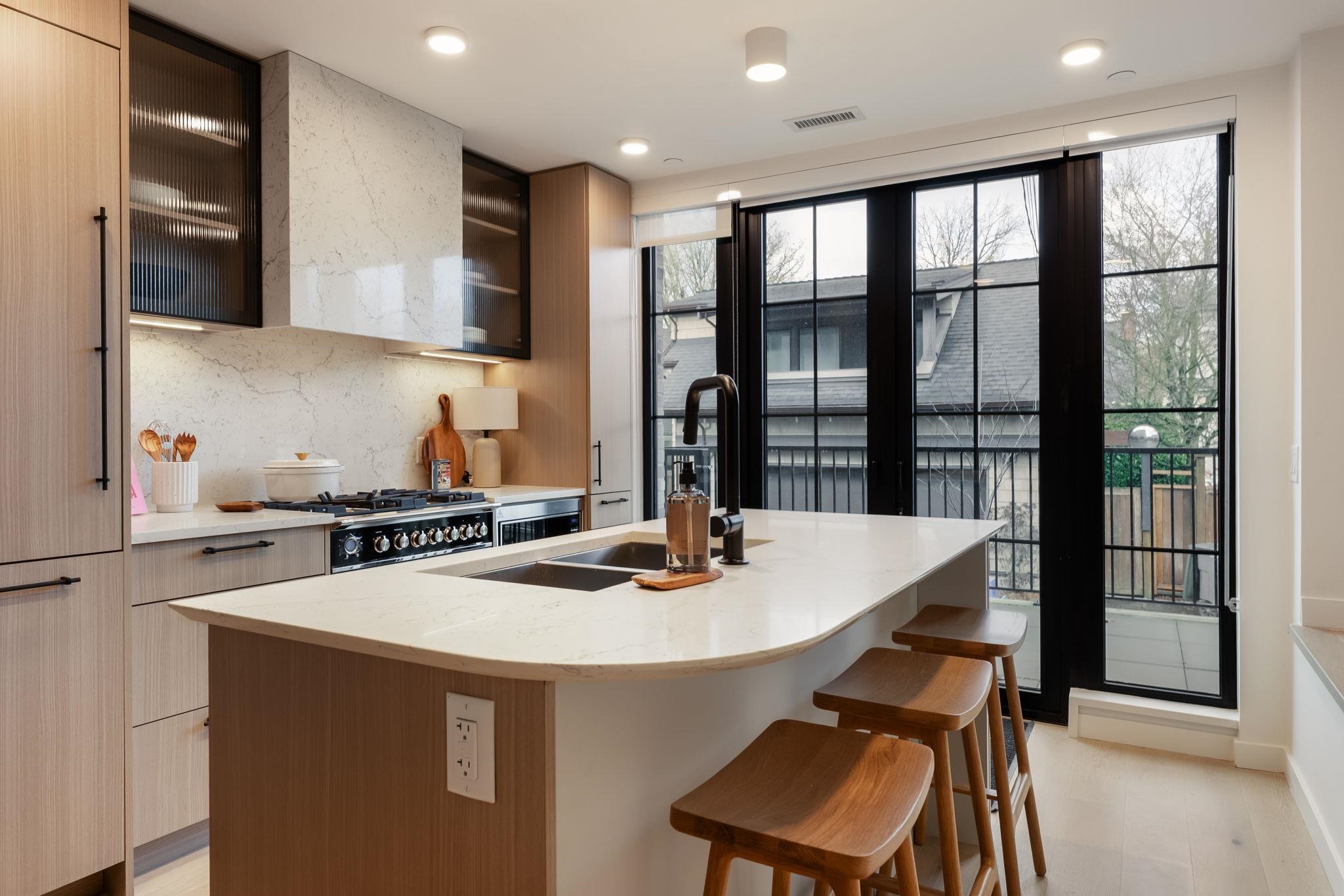 197 W KING EDWARD AVENUE, Vancouver BC V5Y 4B4, R3112462, BC,